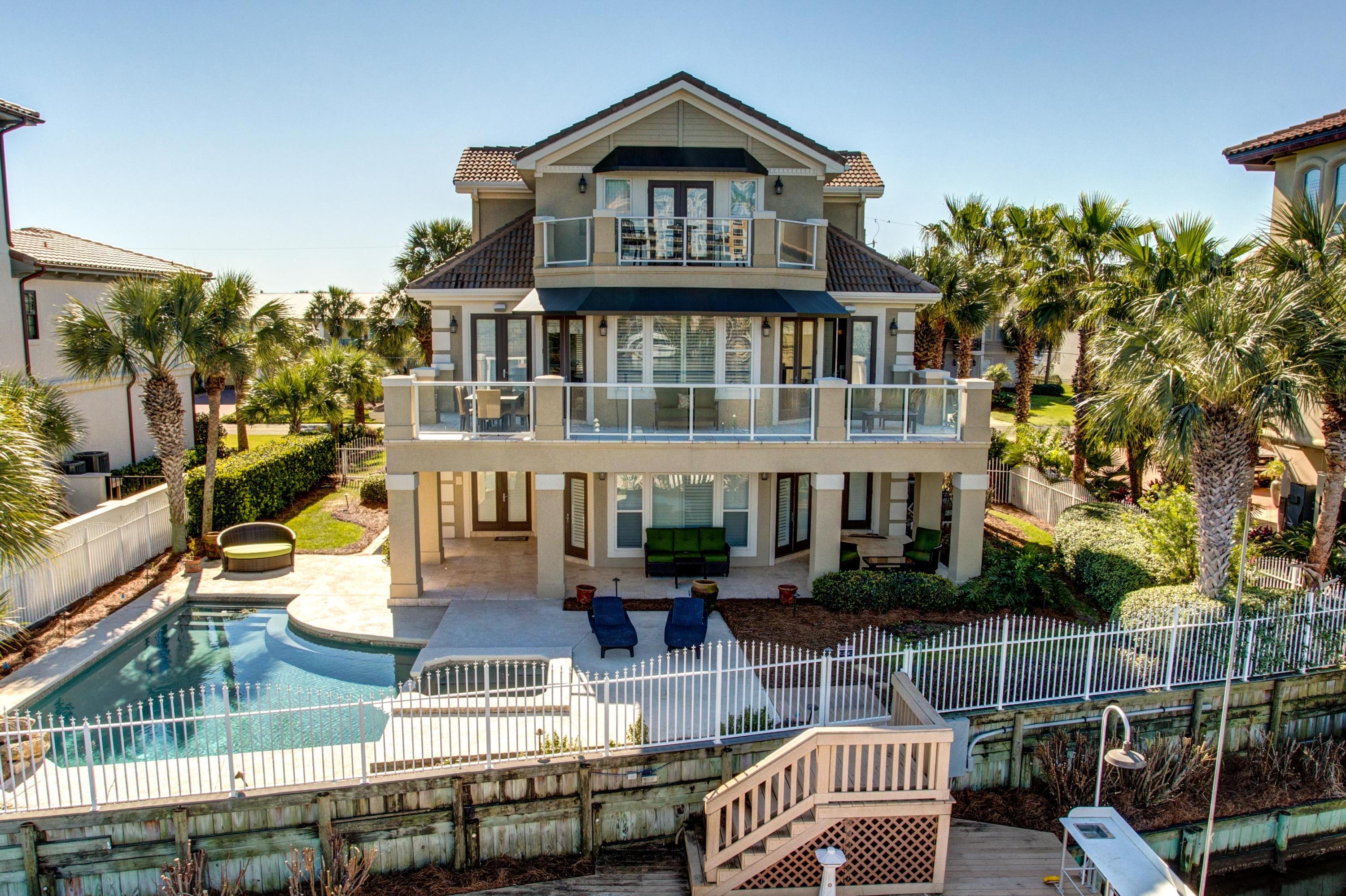 HOLIDAY ISLE - Residential