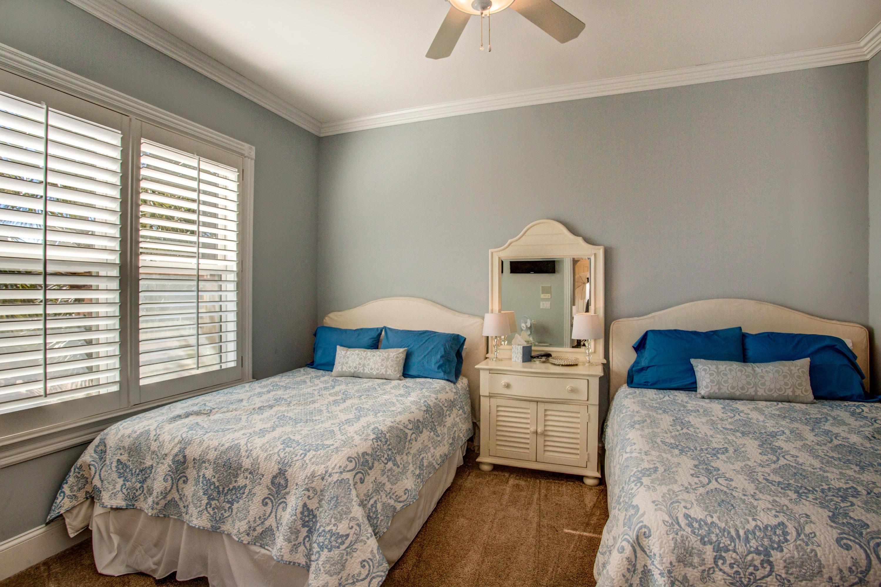 HOLIDAY ISLE - Residential