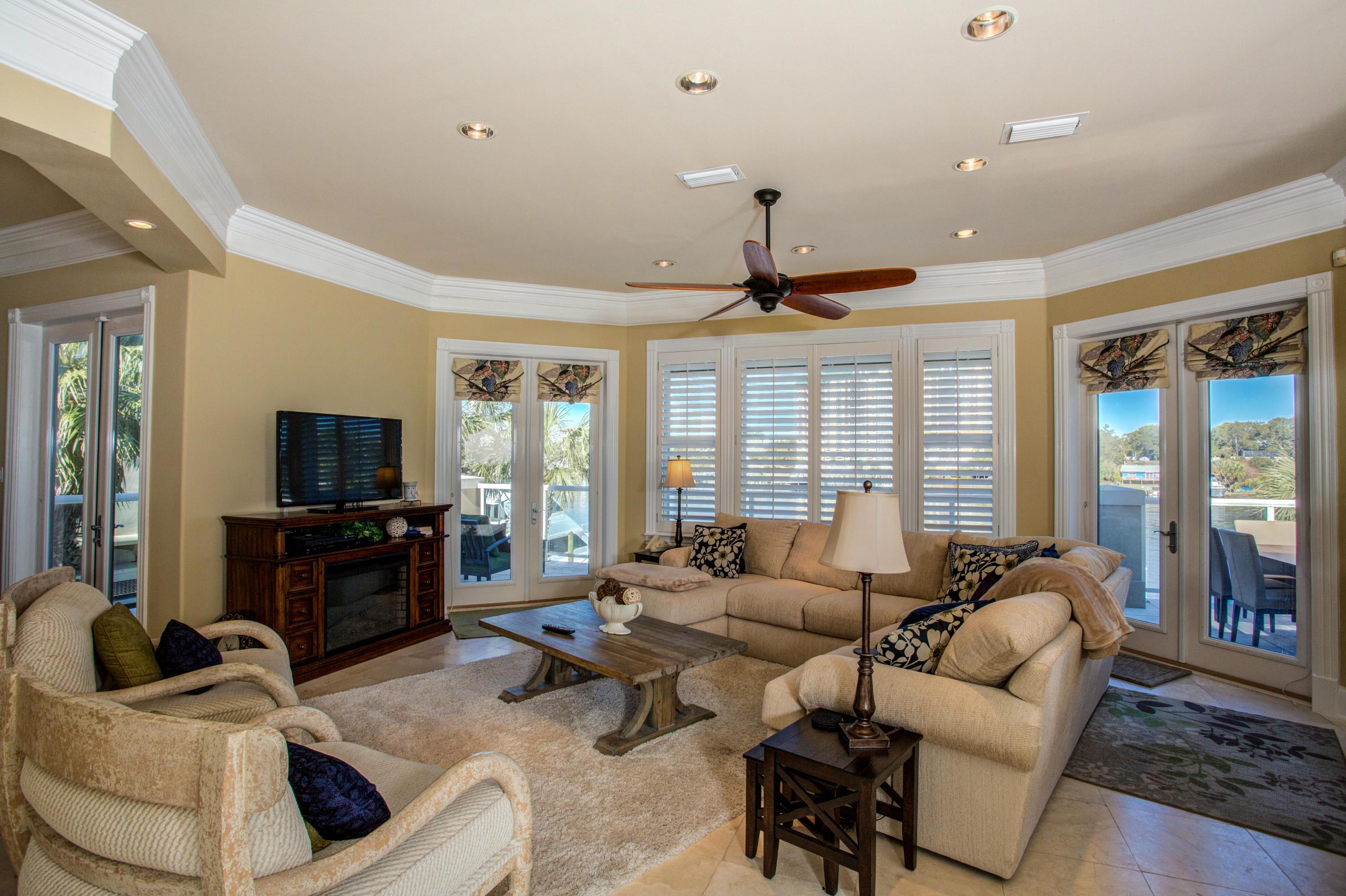 HOLIDAY ISLE - Residential