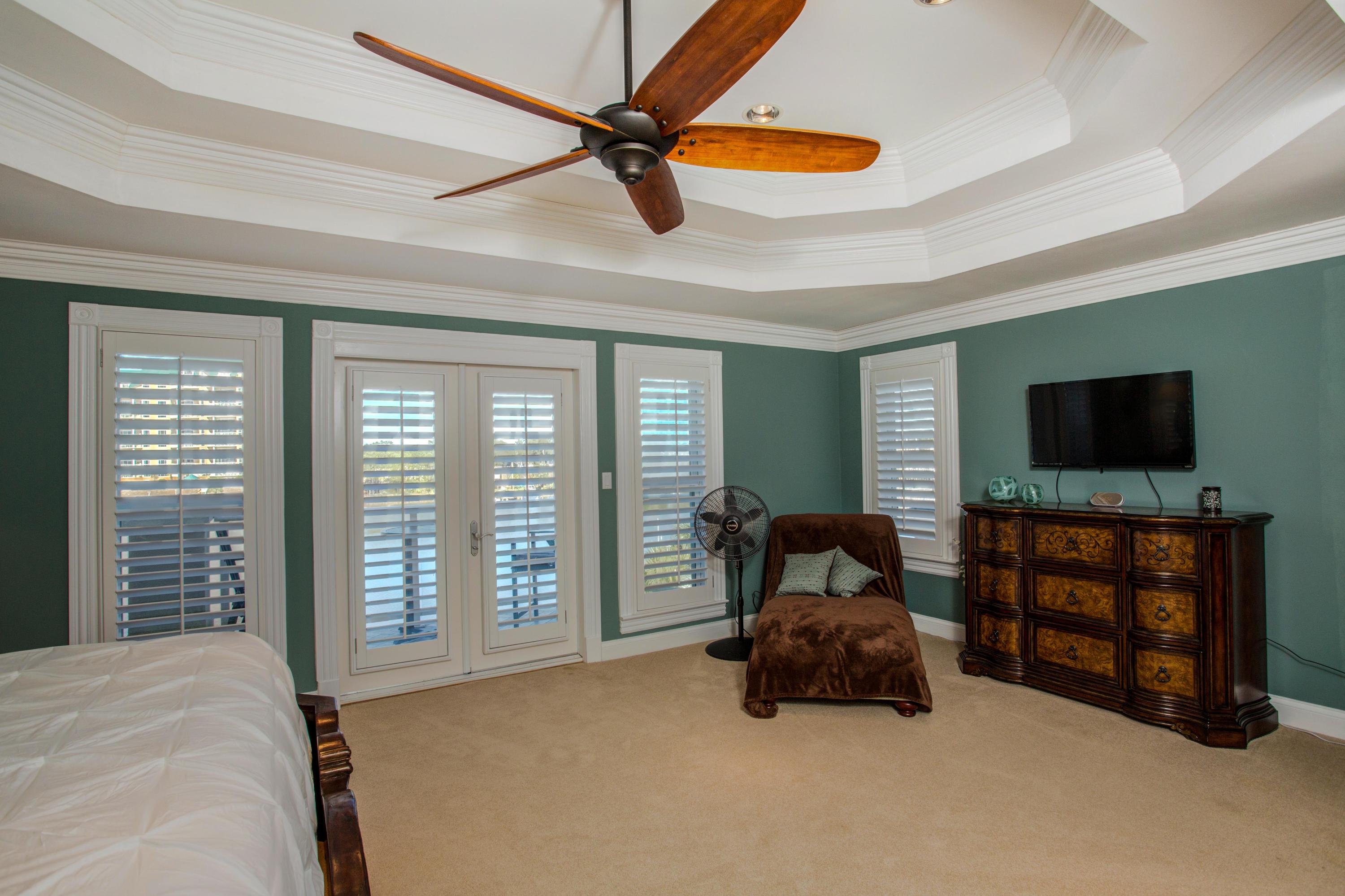HOLIDAY ISLE - Residential