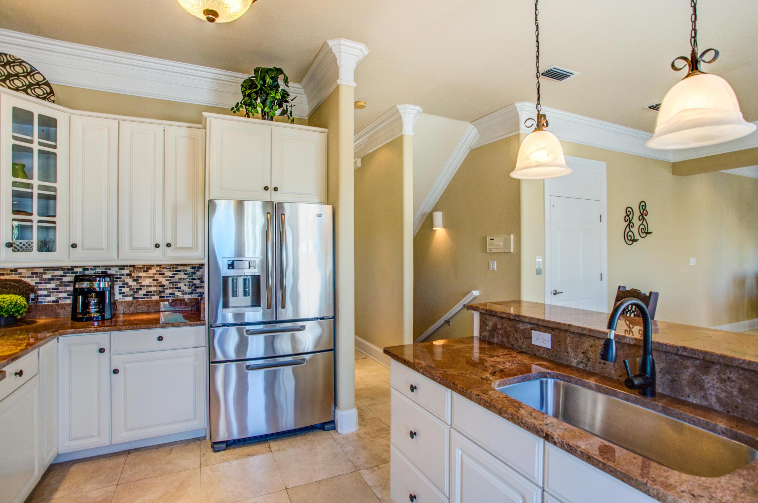 HOLIDAY ISLE - Residential
