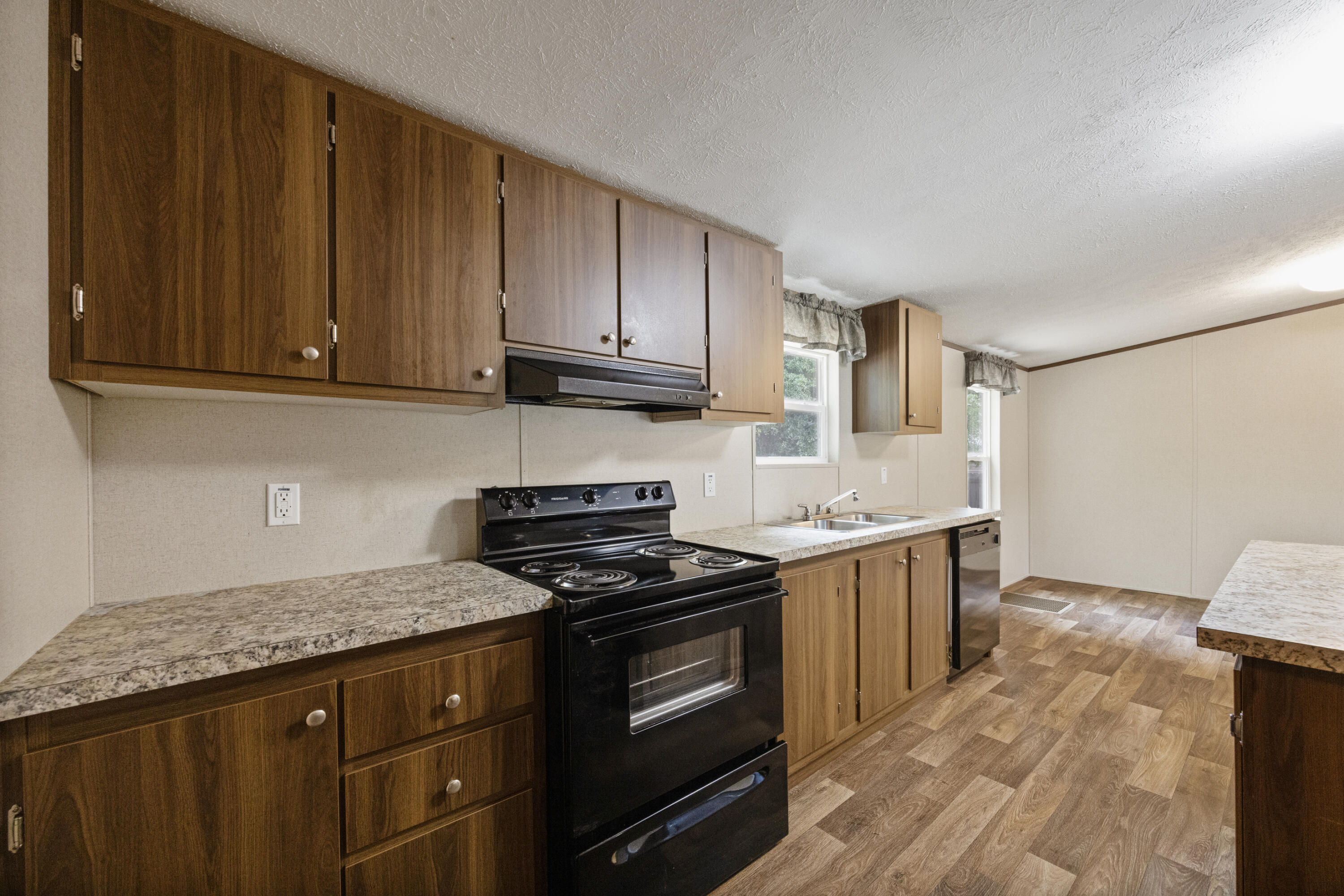 FOXCROFT ESTATEs - Residential