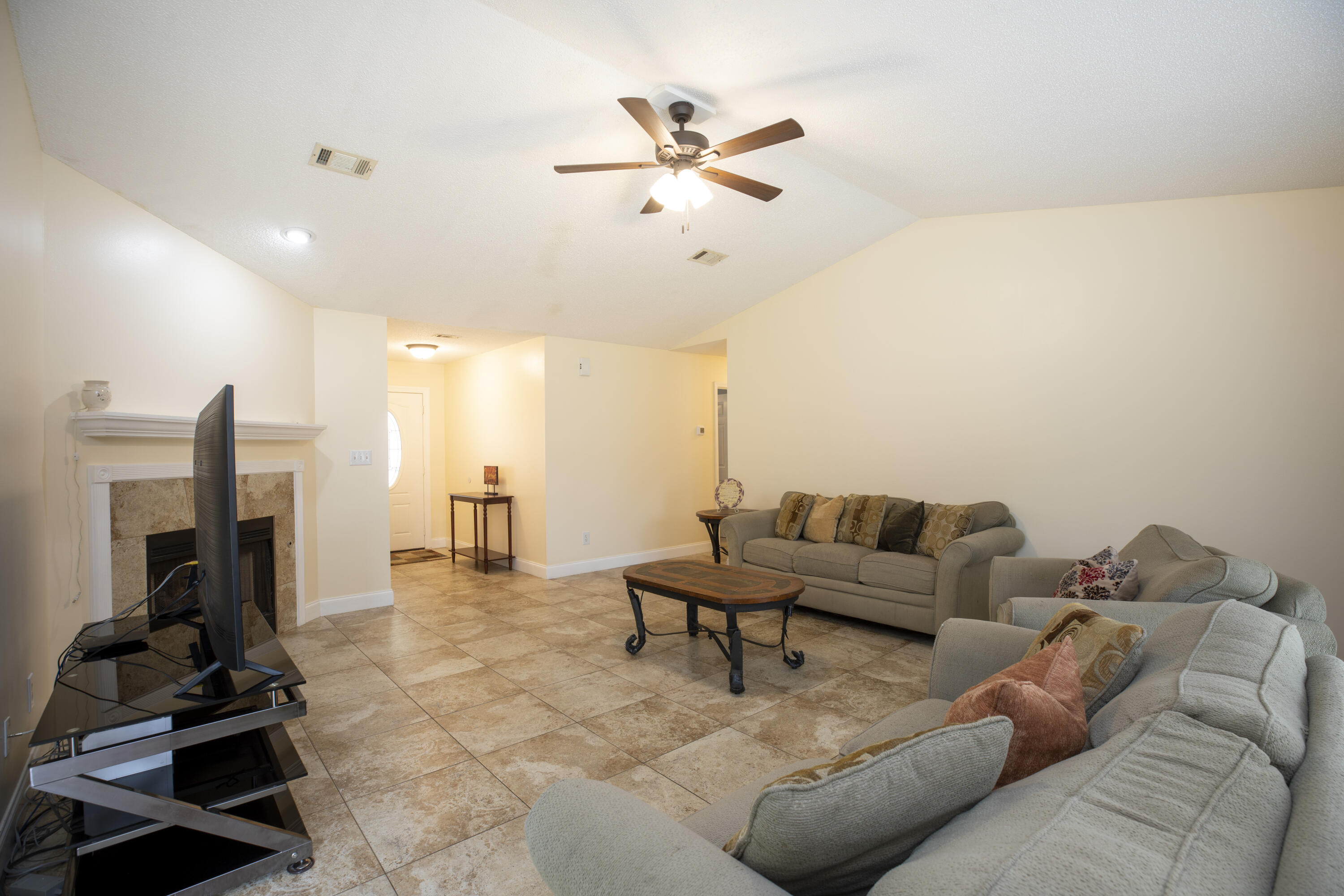 VALPARAISO PINECREST 5 - Residential