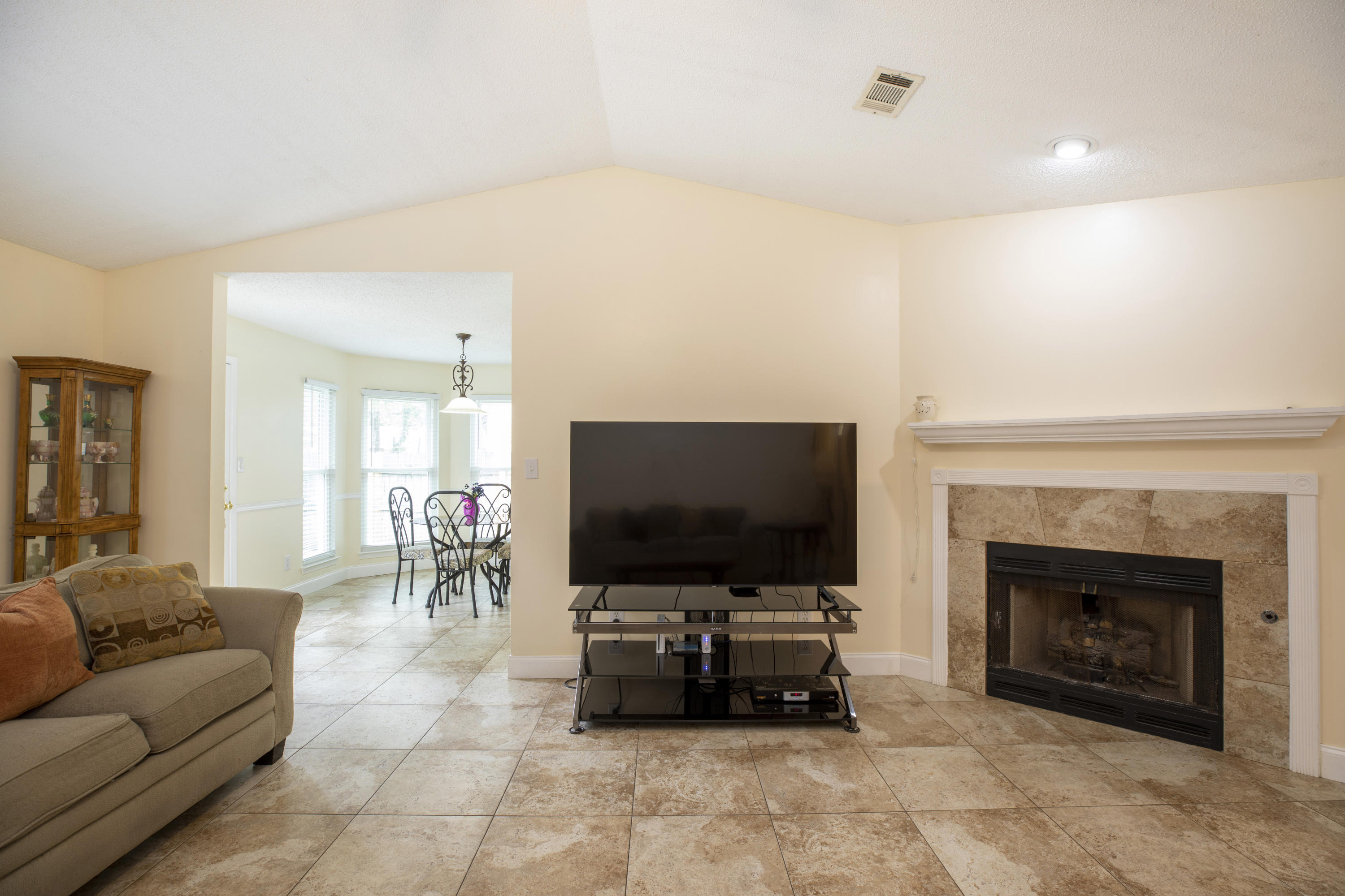 VALPARAISO PINECREST 5 - Residential