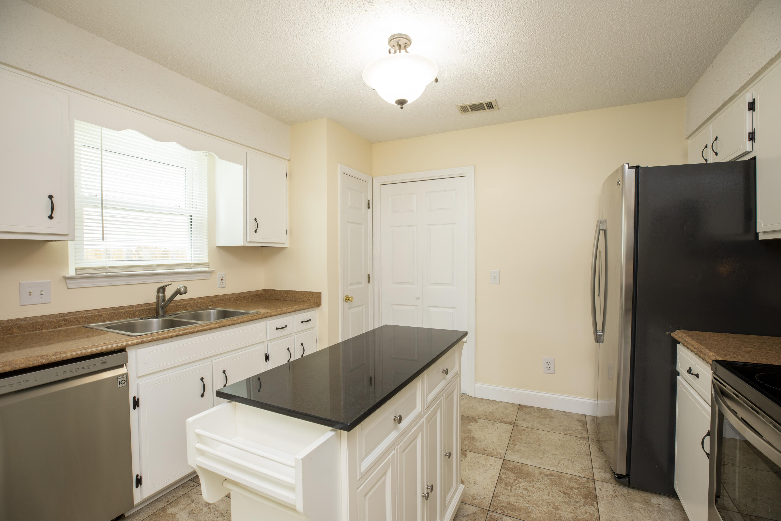 VALPARAISO PINECREST 5 - Residential