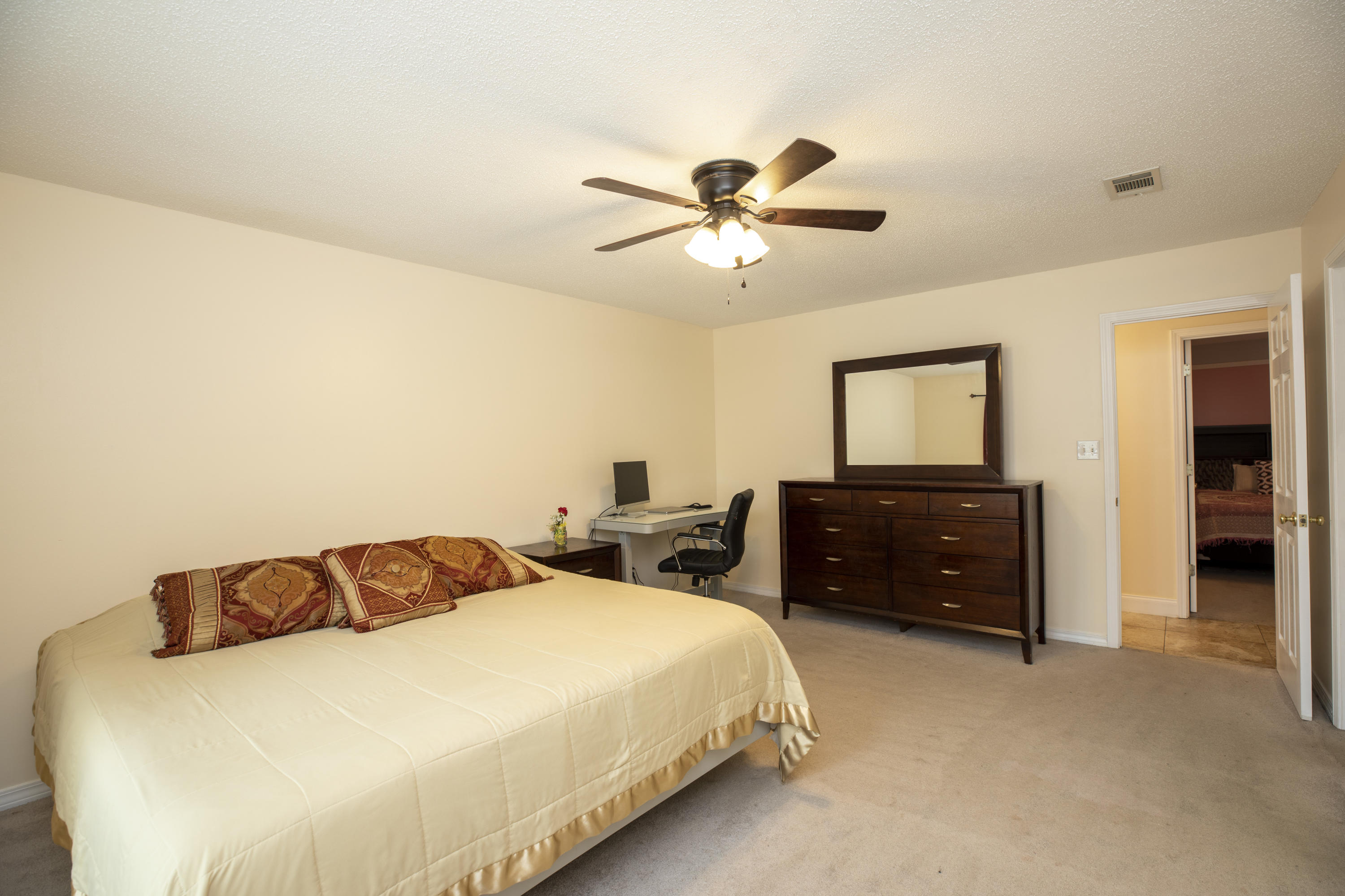 VALPARAISO PINECREST 5 - Residential