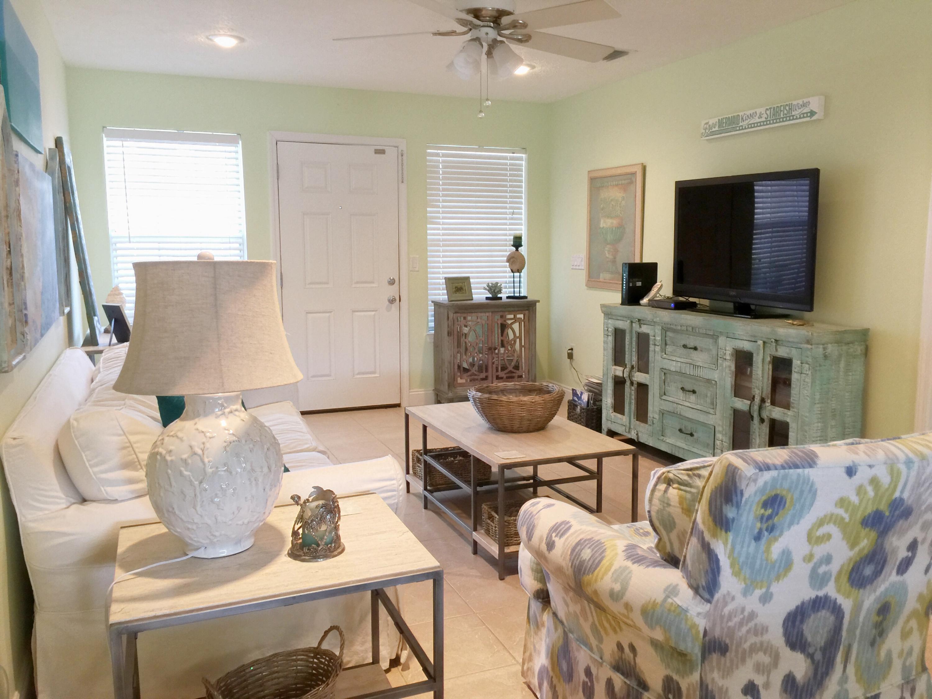 RIVIERA BEACH - Residential