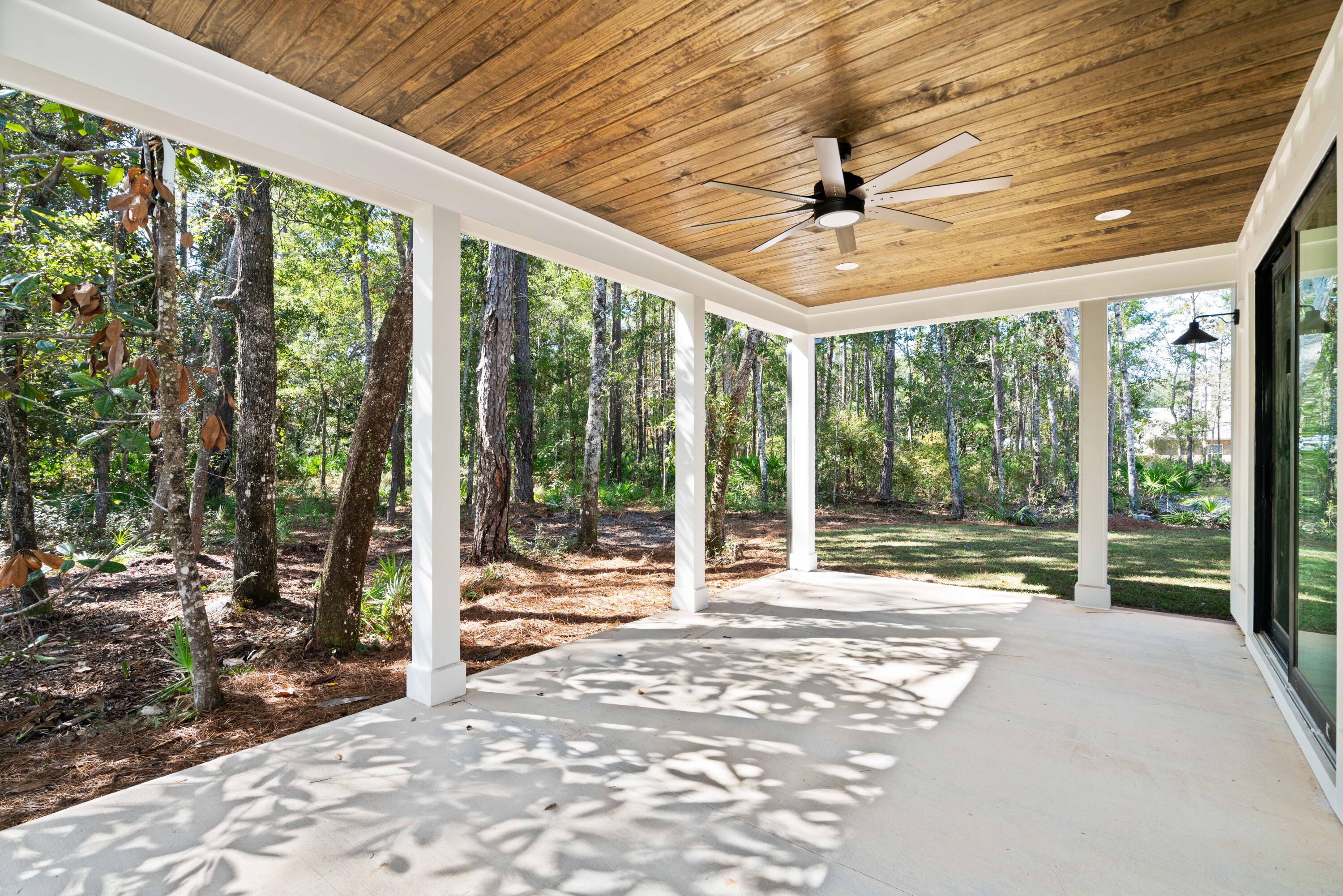 BAY GROVE - Residential