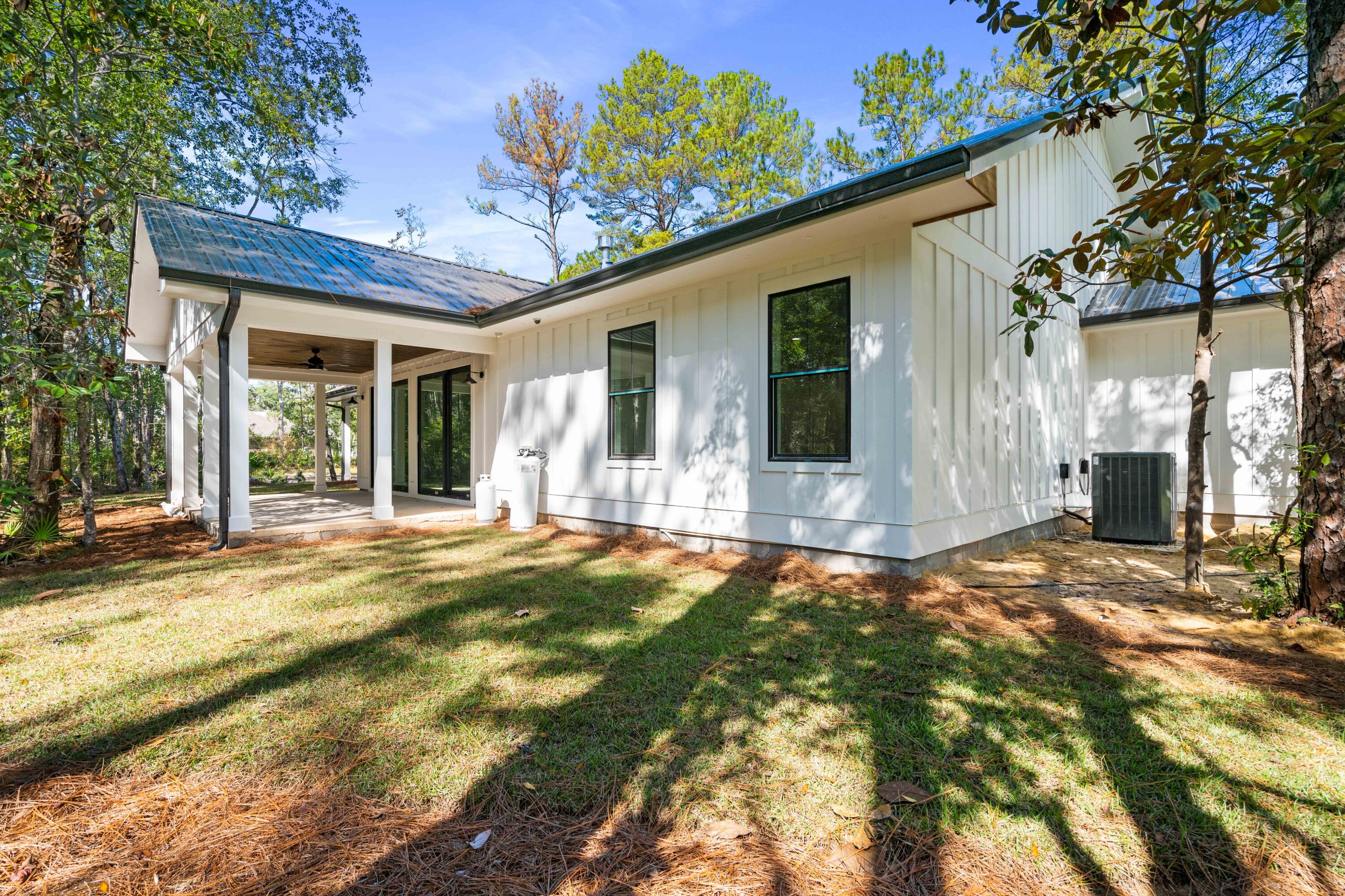 BAY GROVE - Residential