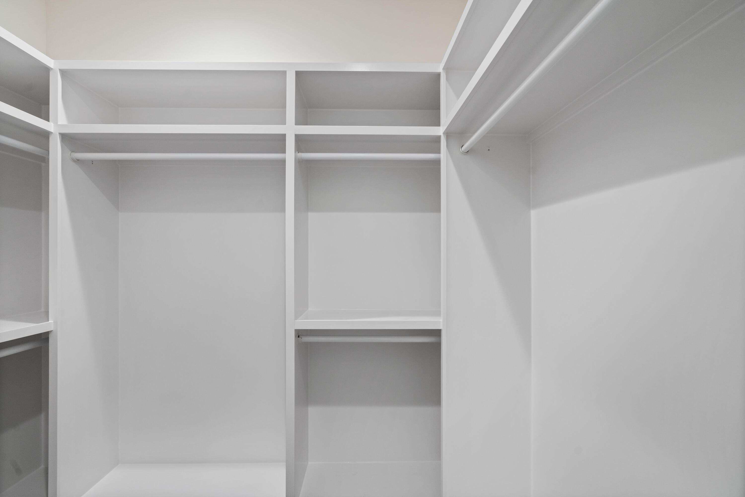 BAY GROVE - Residential