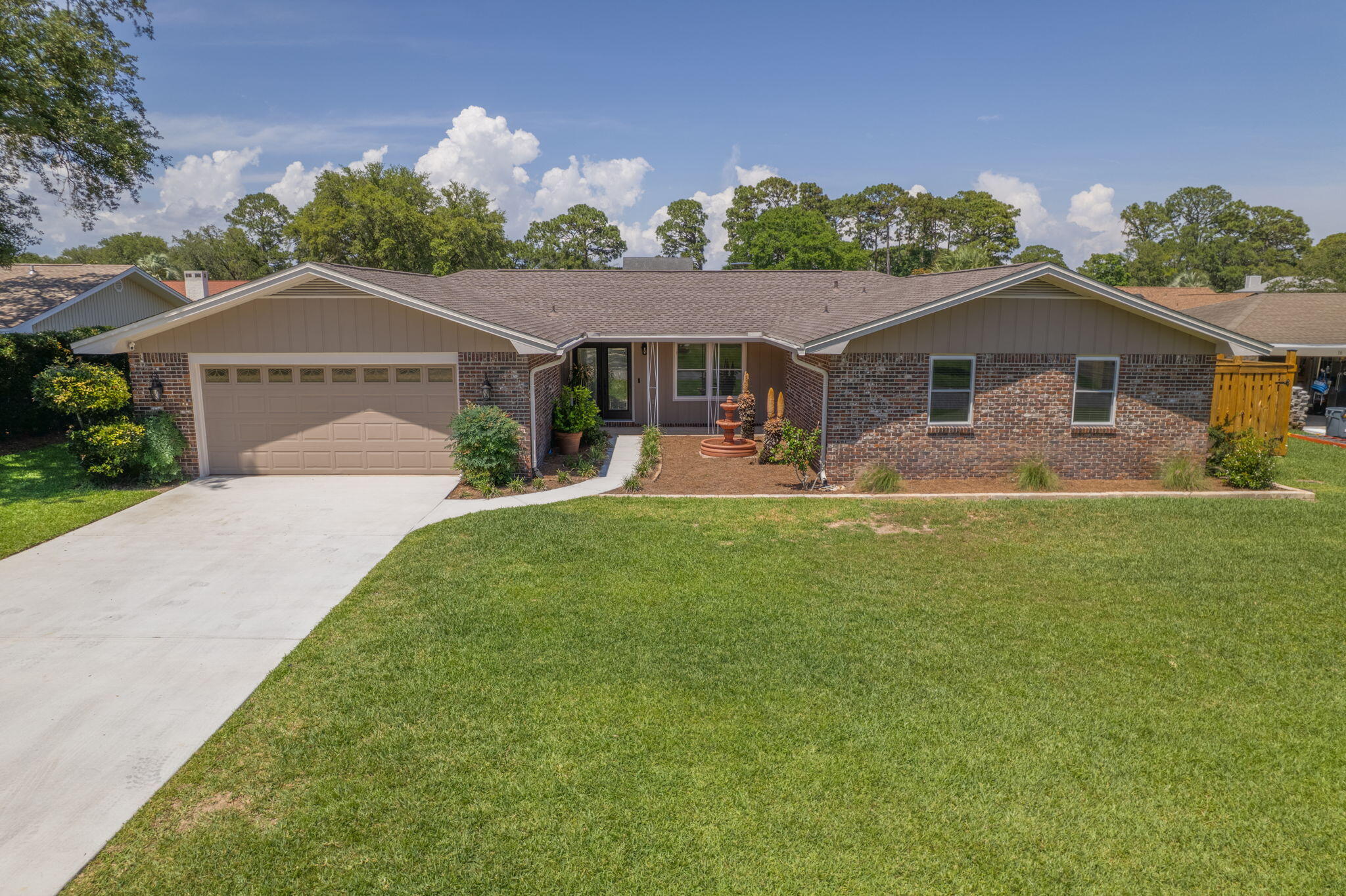 LAKE LORRAINE ESTATES 3 - Residential