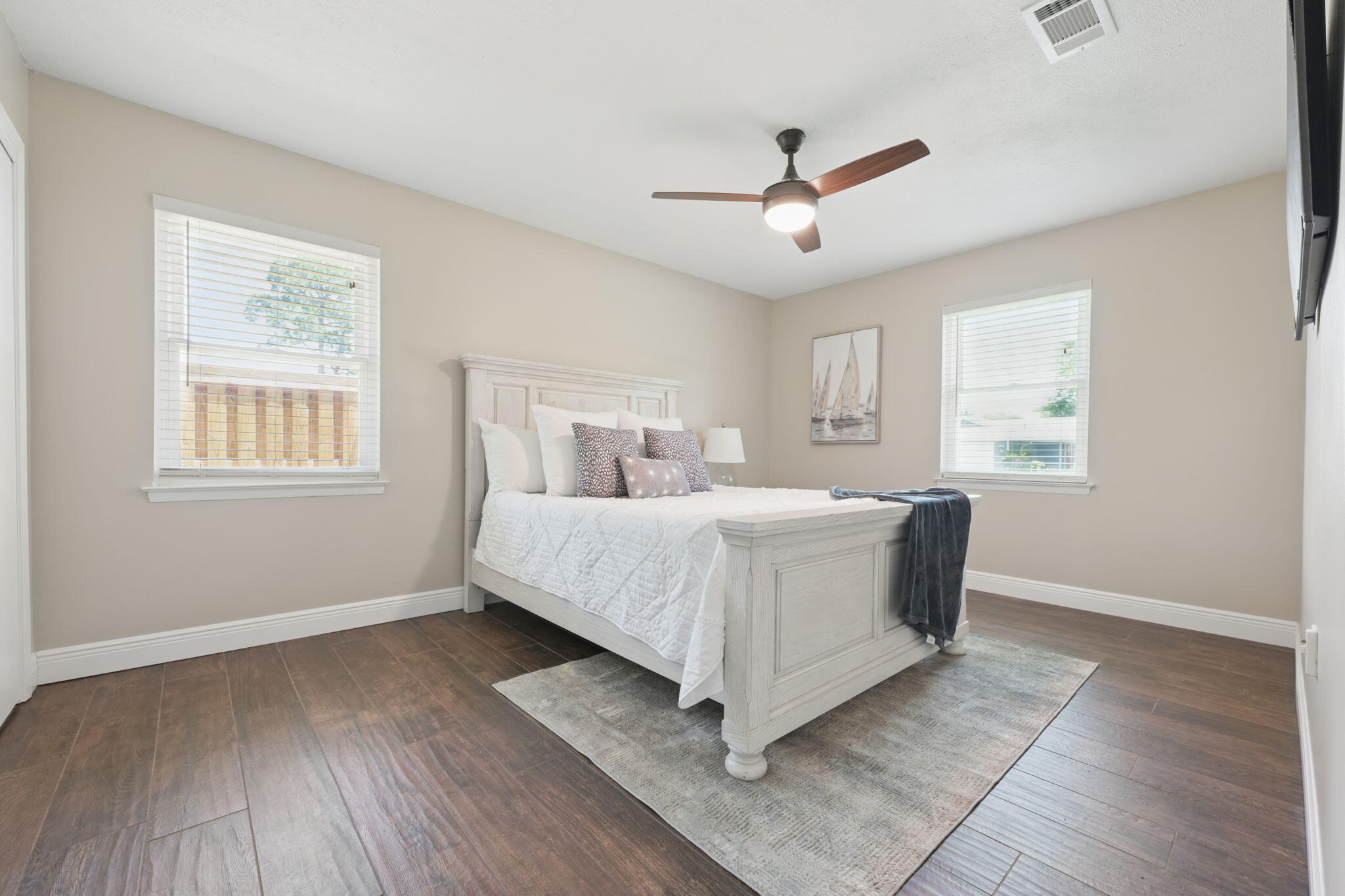 LAKE LORRAINE ESTATES 3 - Residential