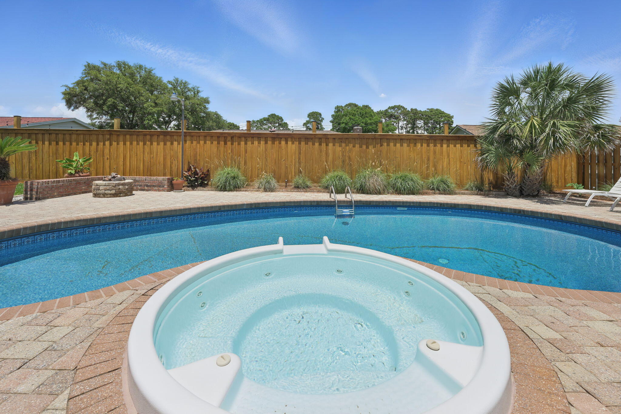 LAKE LORRAINE ESTATES 3 - Residential