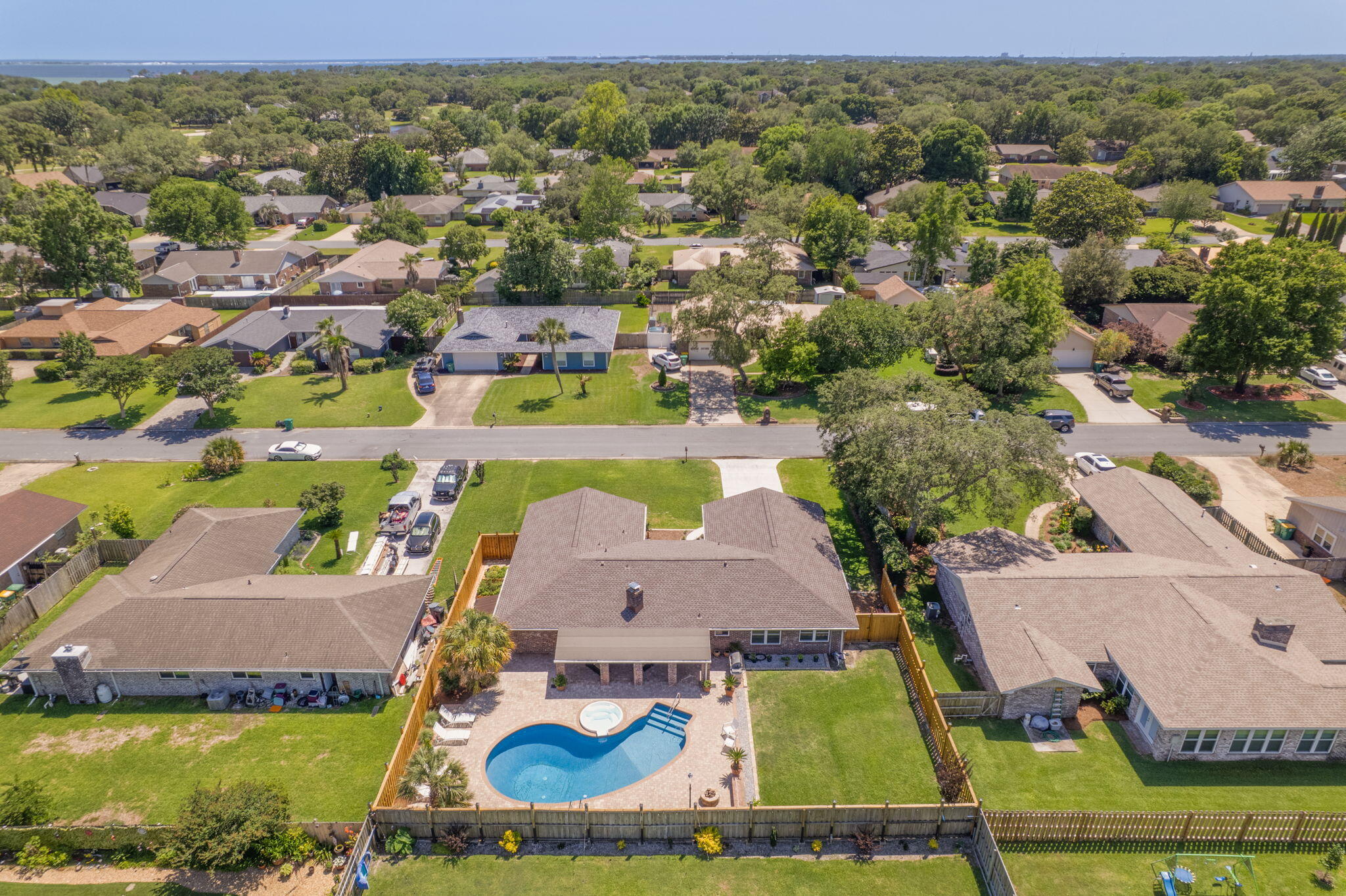 LAKE LORRAINE ESTATES 3 - Residential
