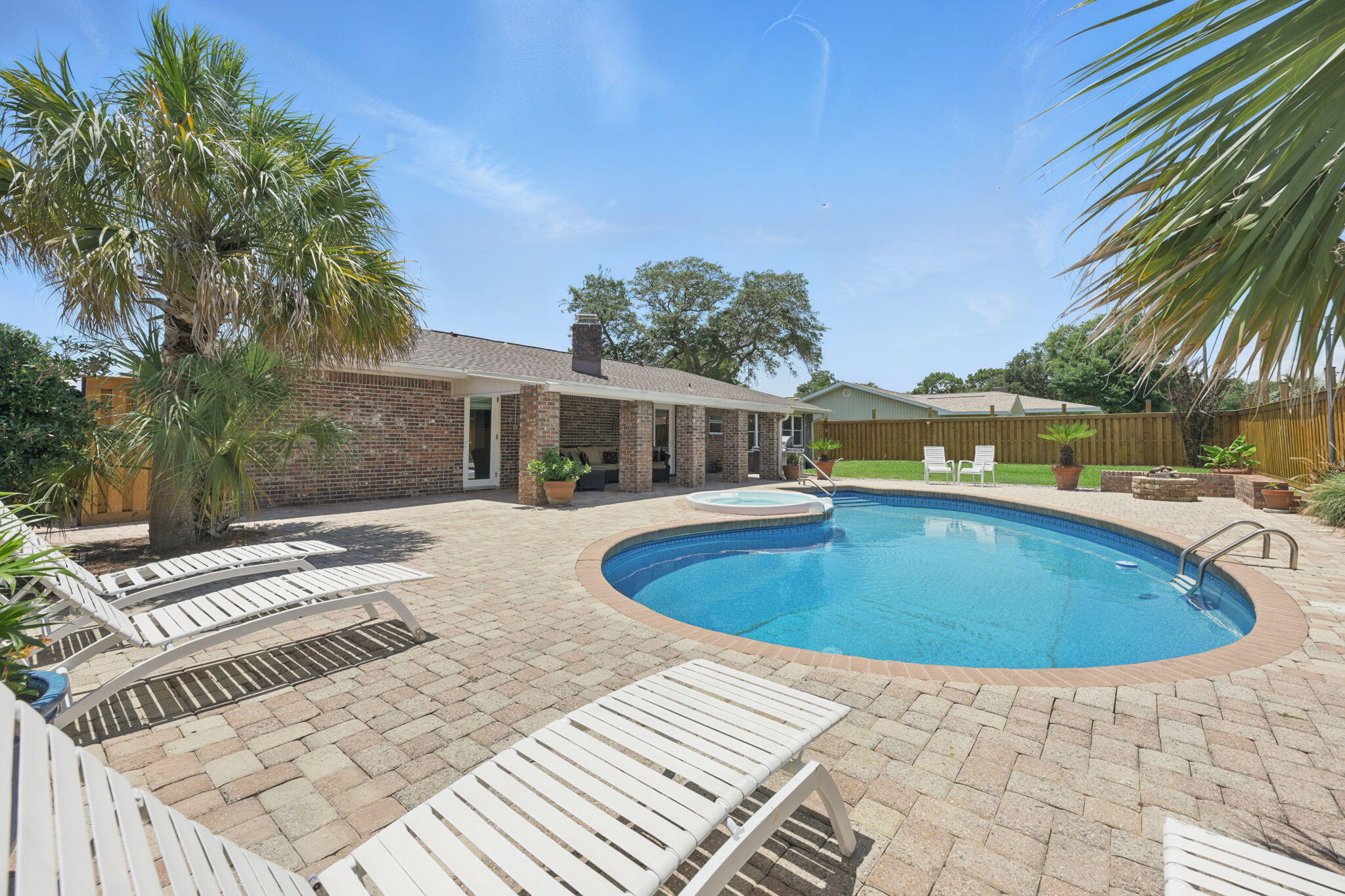 LAKE LORRAINE ESTATES 3 - Residential