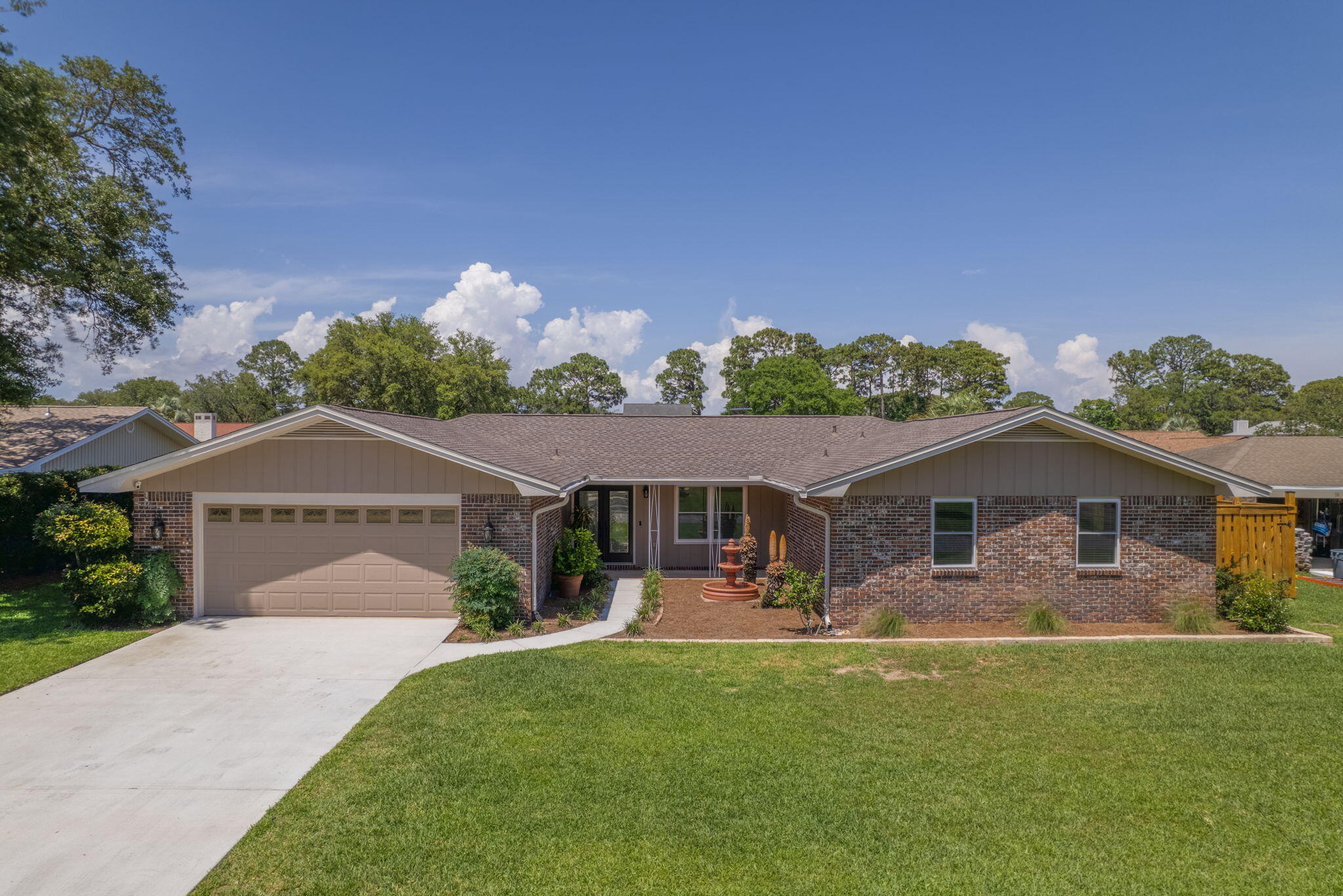 LAKE LORRAINE ESTATES 3 - Residential