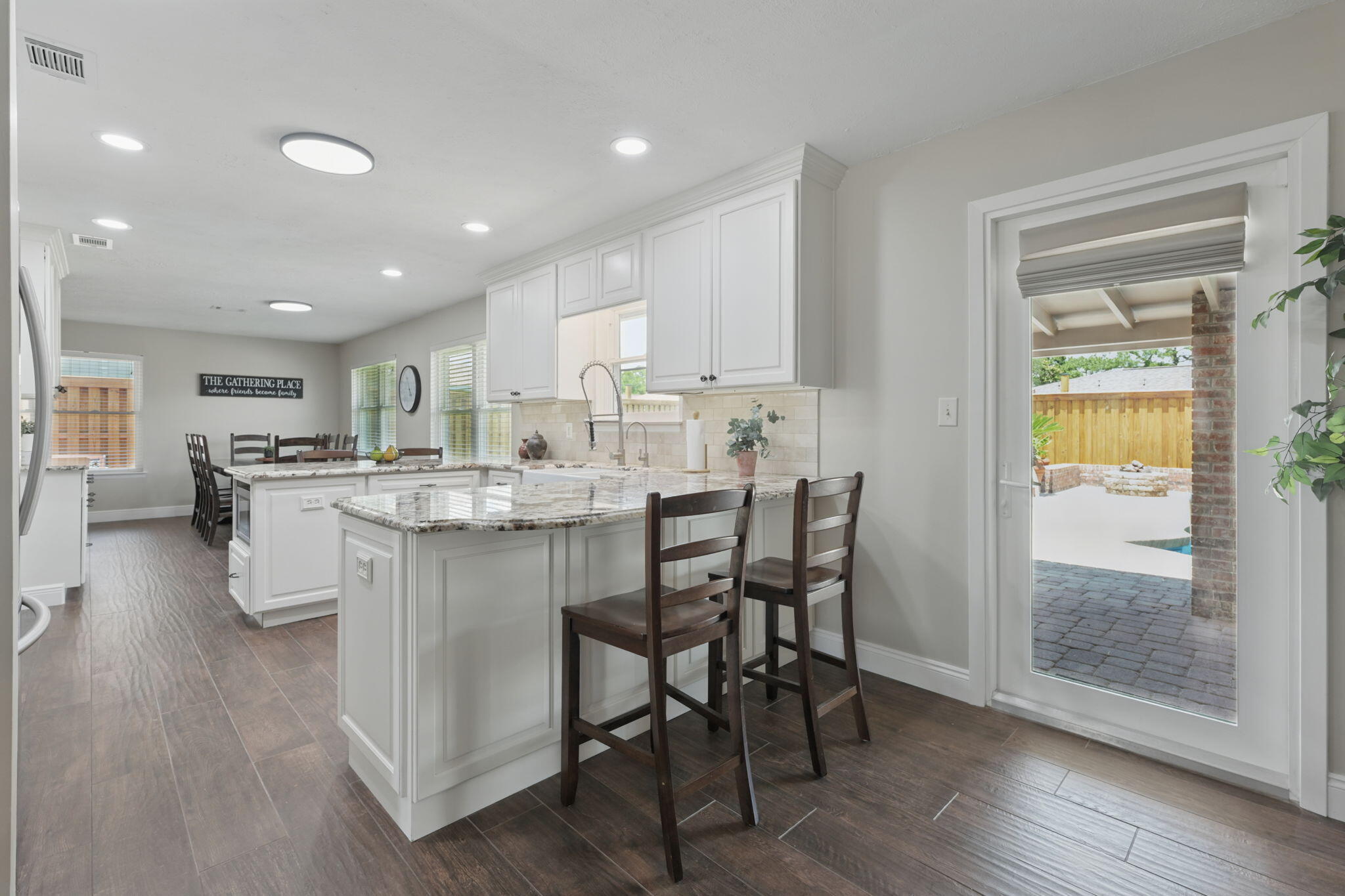 LAKE LORRAINE ESTATES 3 - Residential