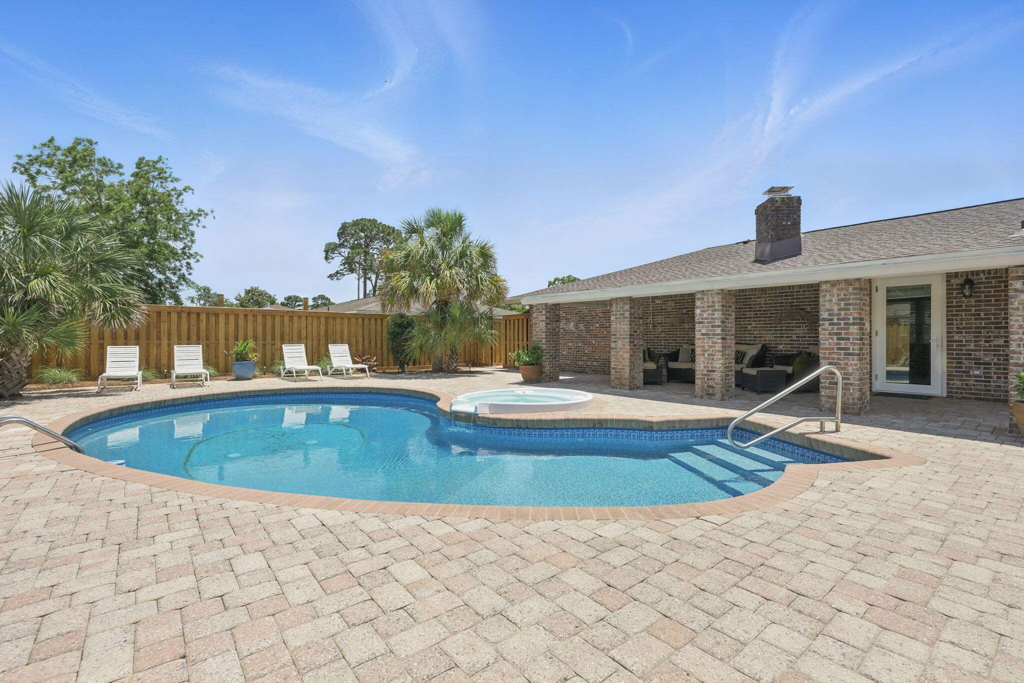 LAKE LORRAINE ESTATES 3 - Residential
