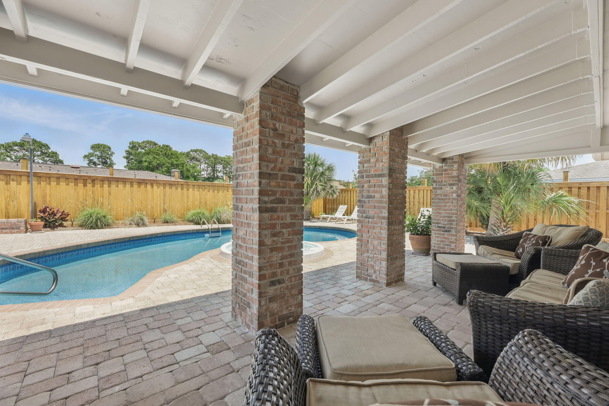 LAKE LORRAINE ESTATES 3 - Residential