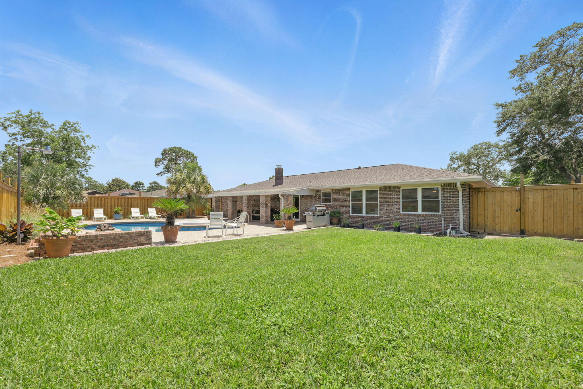 LAKE LORRAINE ESTATES 3 - Residential