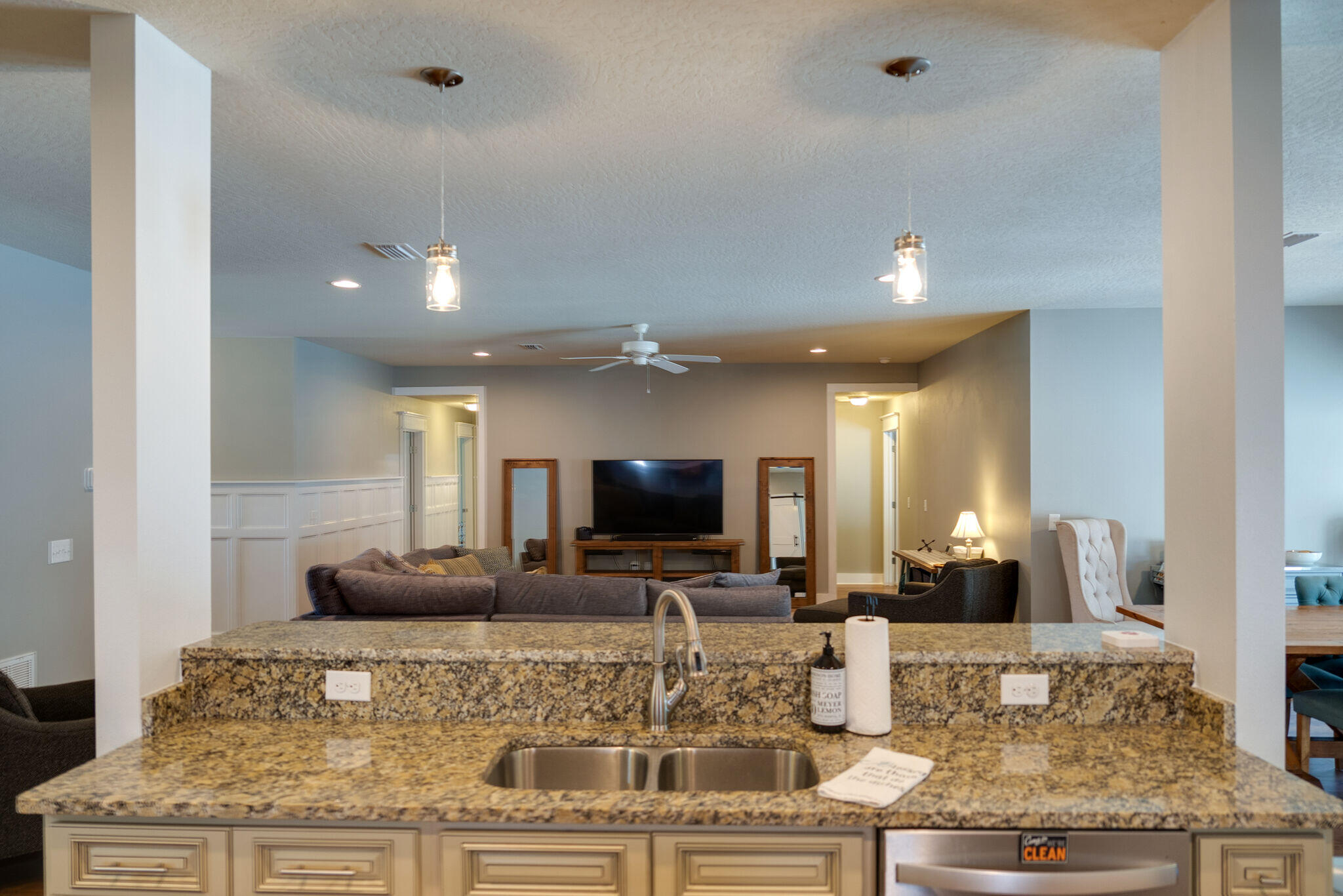 CHANAN ESTATES 1ST ADDN - Residential Lease
