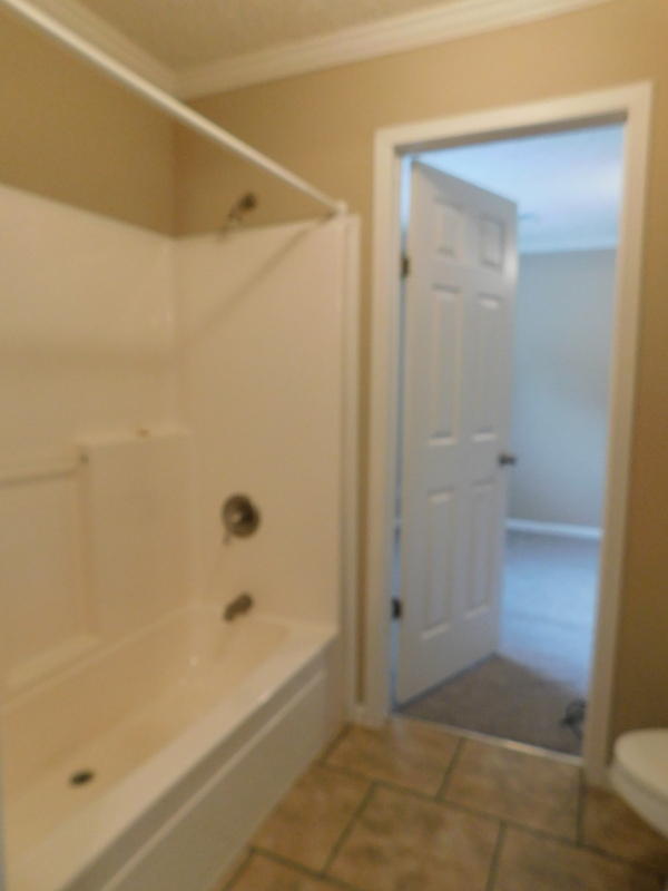 AVERITT ADDN TO CRESTVIEW - Residential