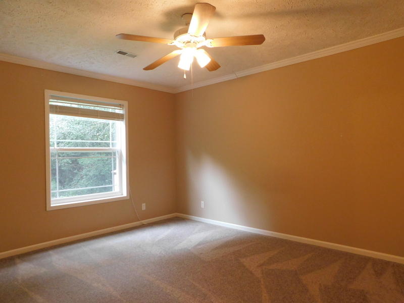 AVERITT ADDN TO CRESTVIEW - Residential