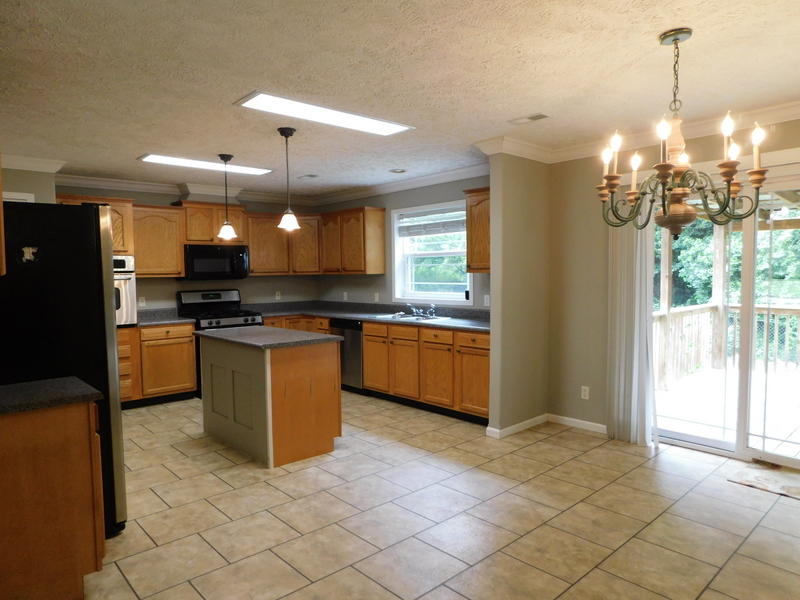 AVERITT ADDN TO CRESTVIEW - Residential