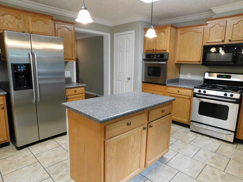 AVERITT ADDN TO CRESTVIEW - Residential