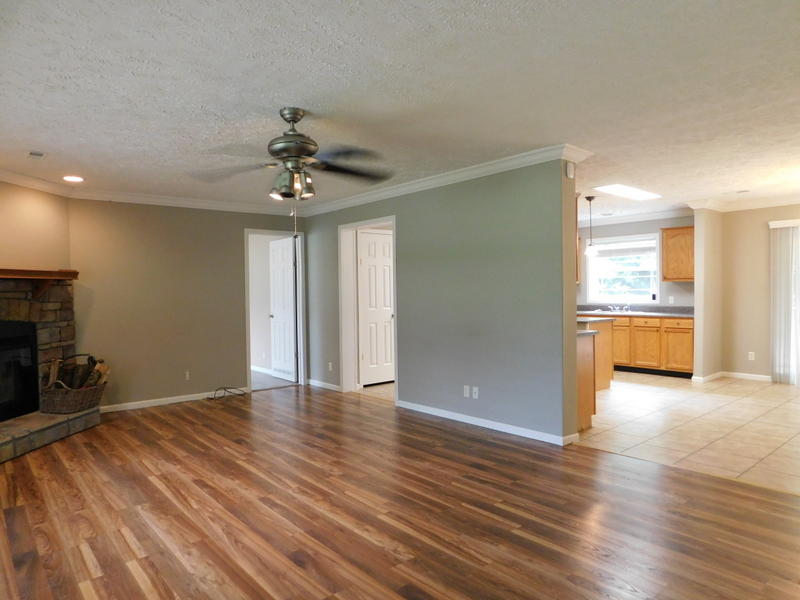 AVERITT ADDN TO CRESTVIEW - Residential