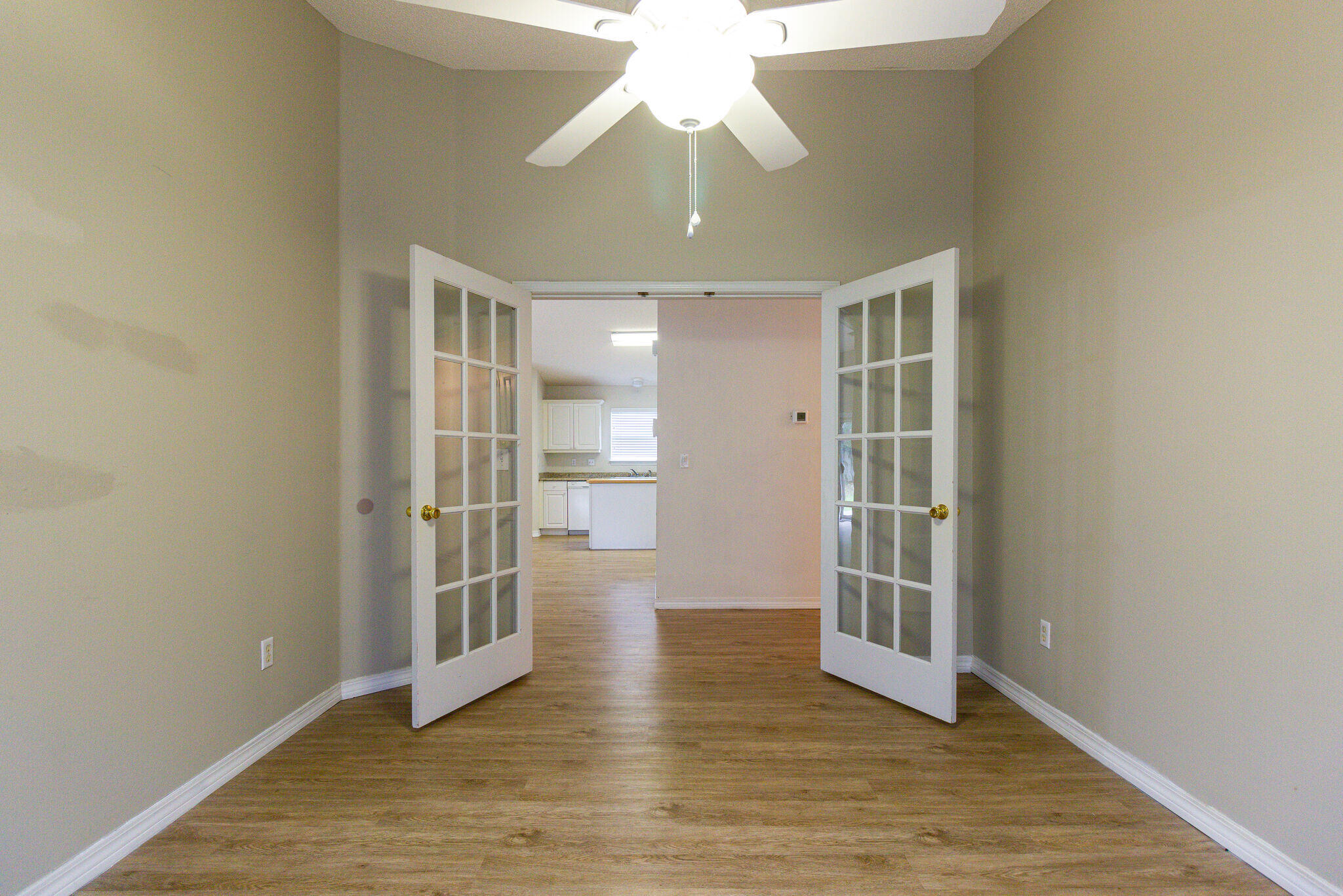 SHADOW OAK S/D - Residential Lease