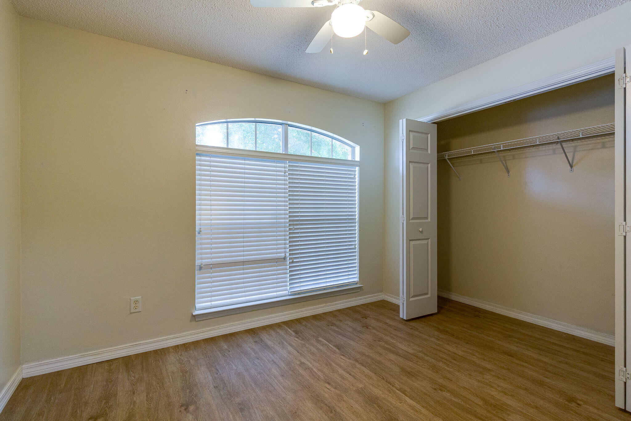 SHADOW OAK S/D - Residential Lease