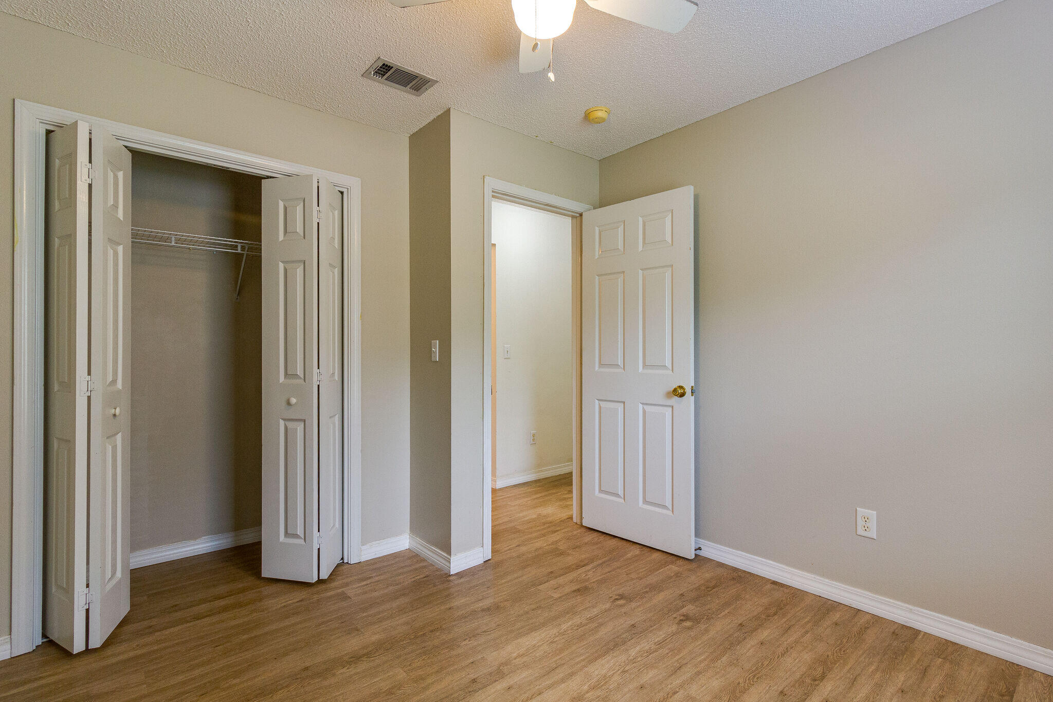SHADOW OAK S/D - Residential Lease