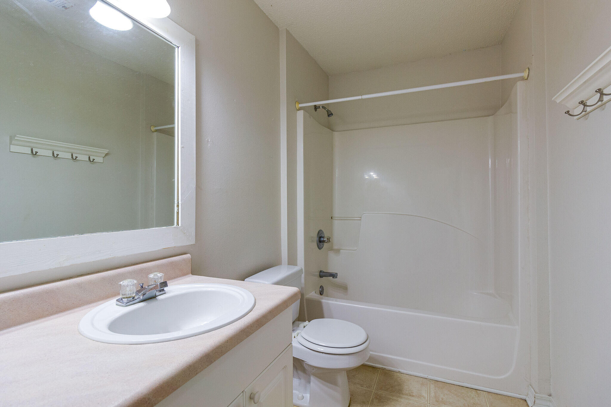 SHADOW OAK S/D - Residential Lease