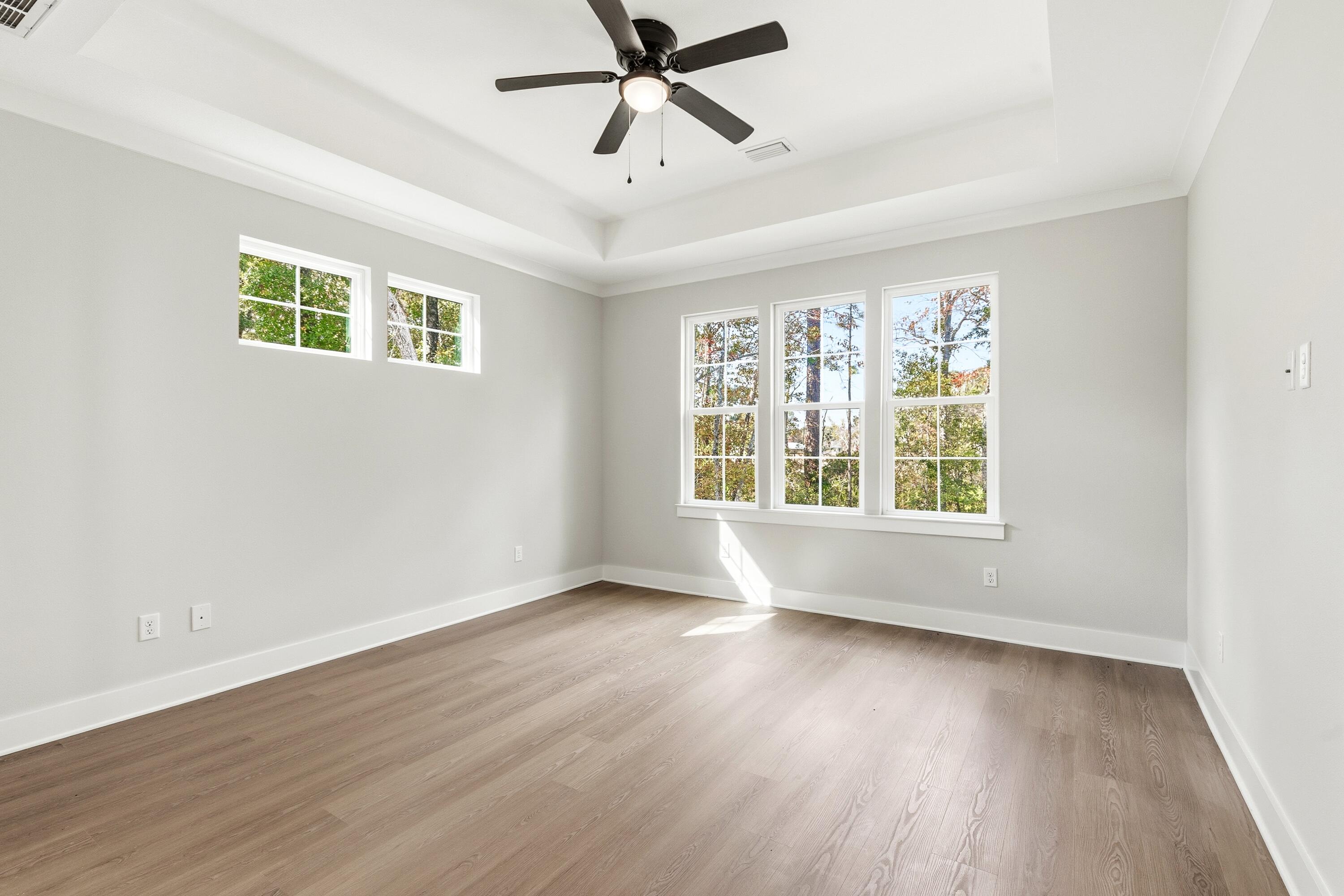 REDFISH POINT - Residential