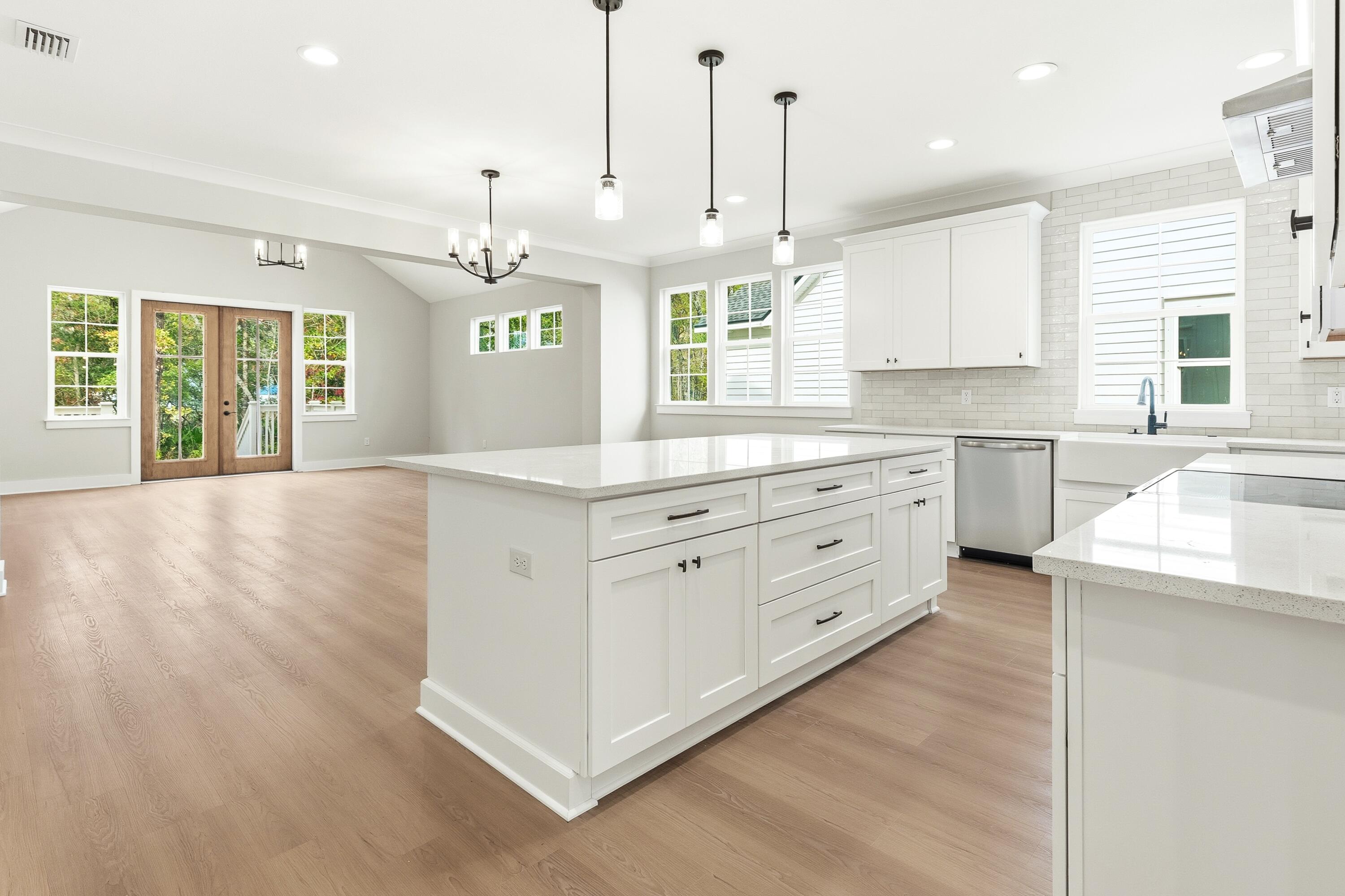 REDFISH POINT - Residential