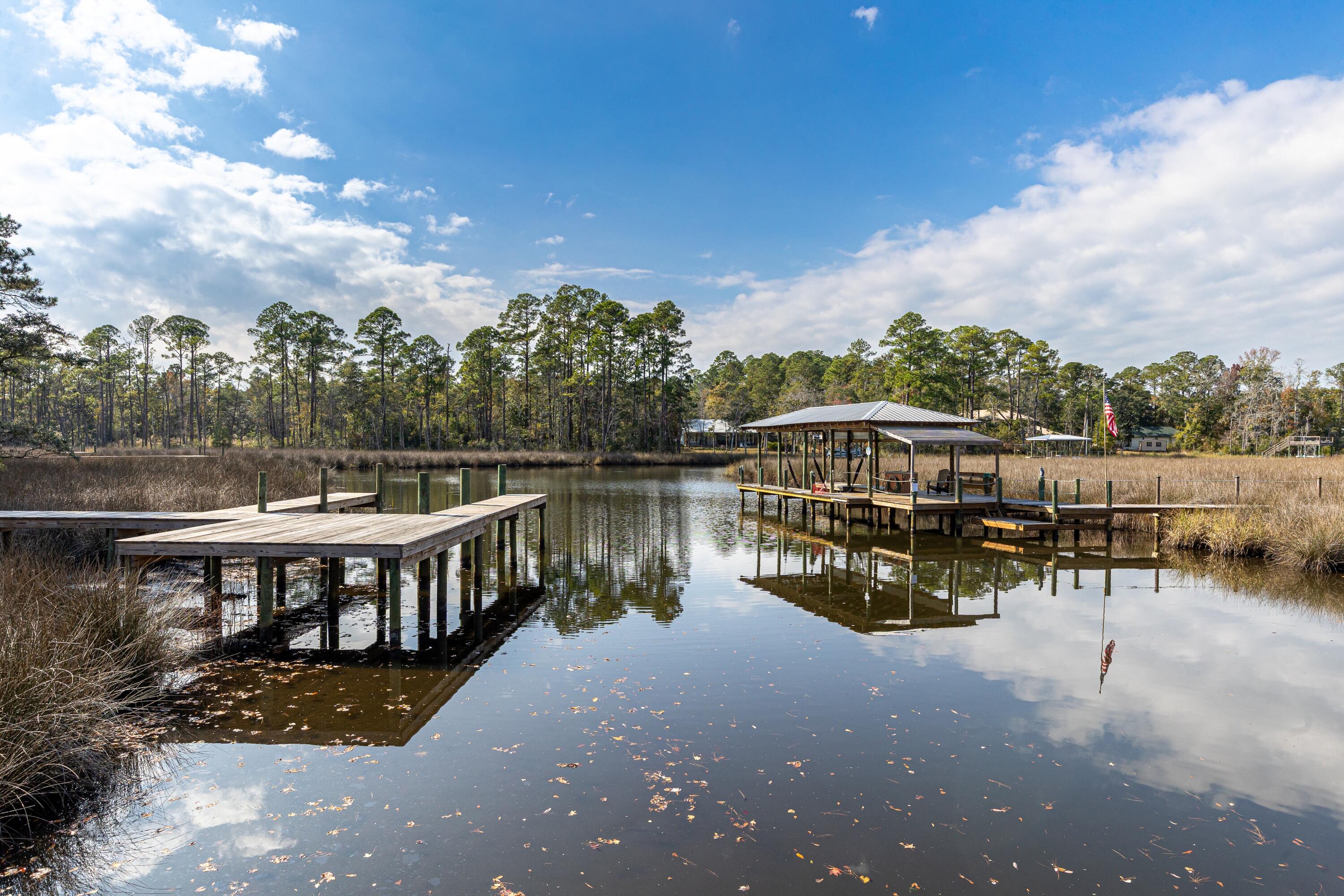 REDFISH POINT - Residential