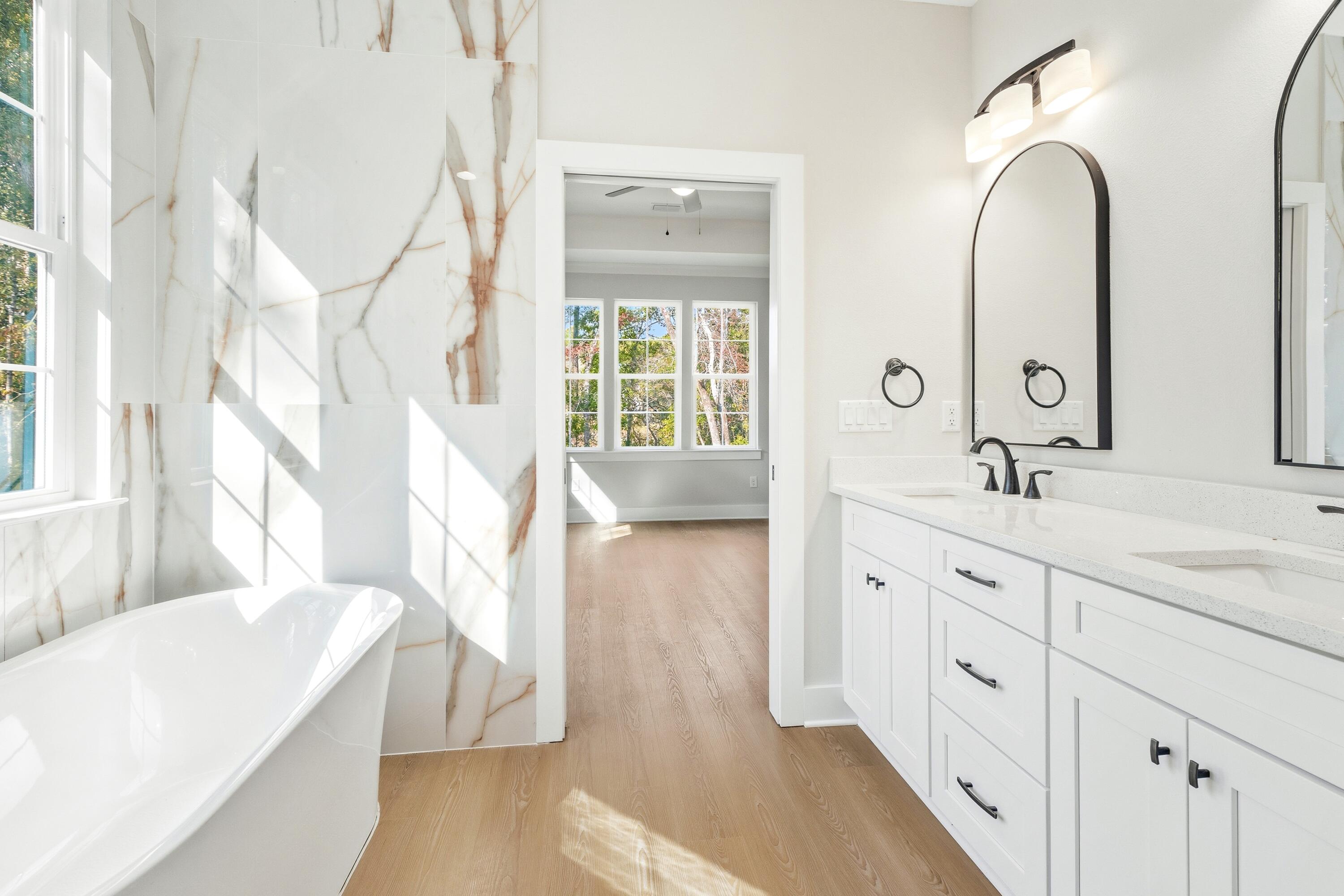 REDFISH POINT - Residential