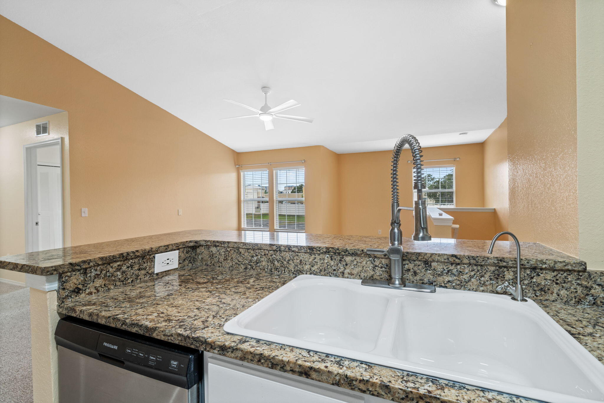 NAUTILUS COVE CONDO - Residential