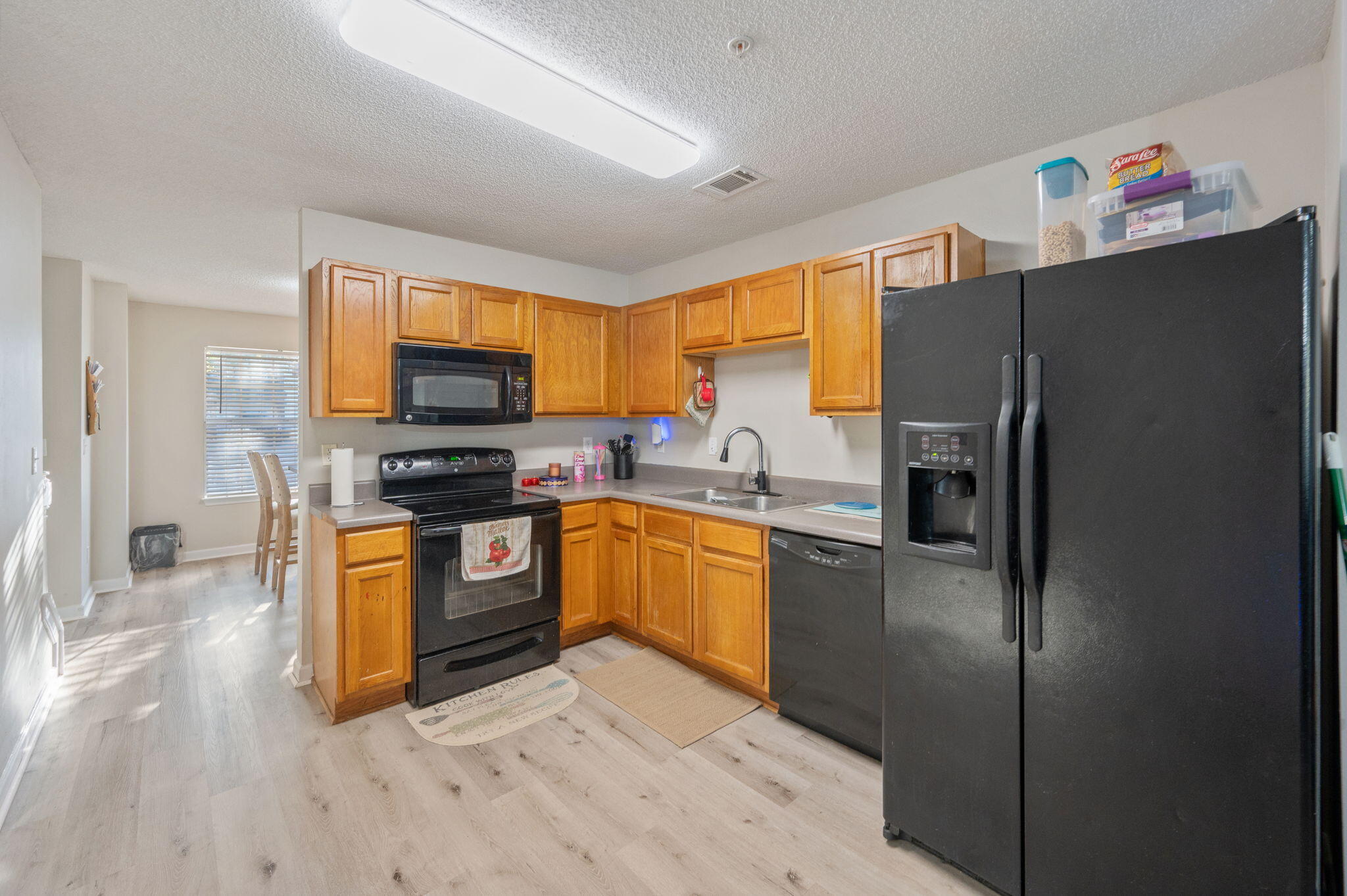 ROLLING PINES - Residential