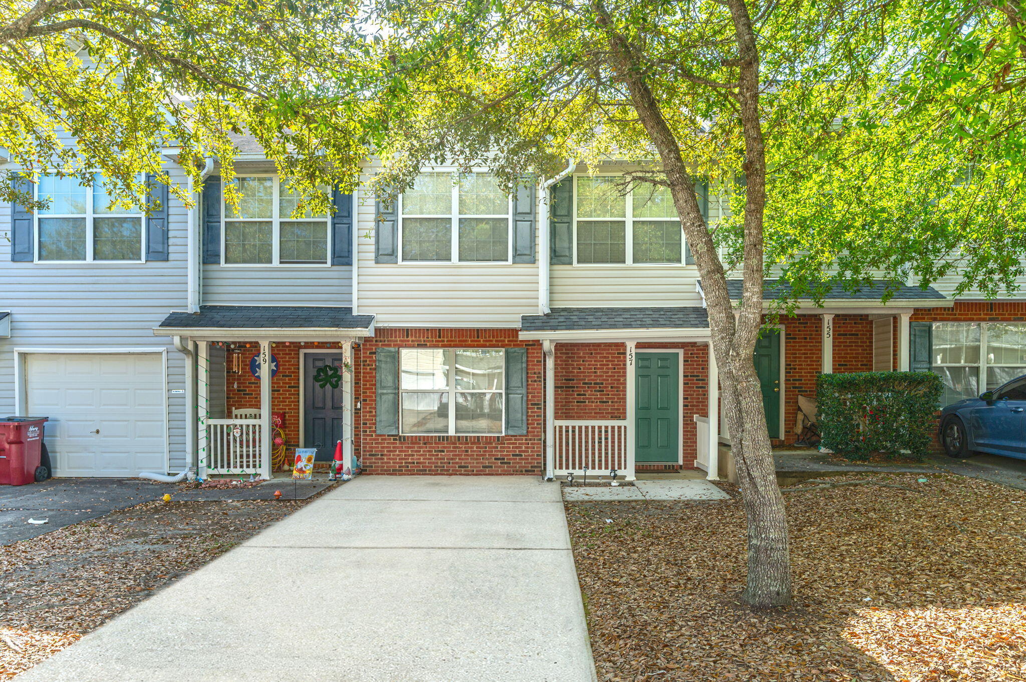 ROLLING PINES - Residential