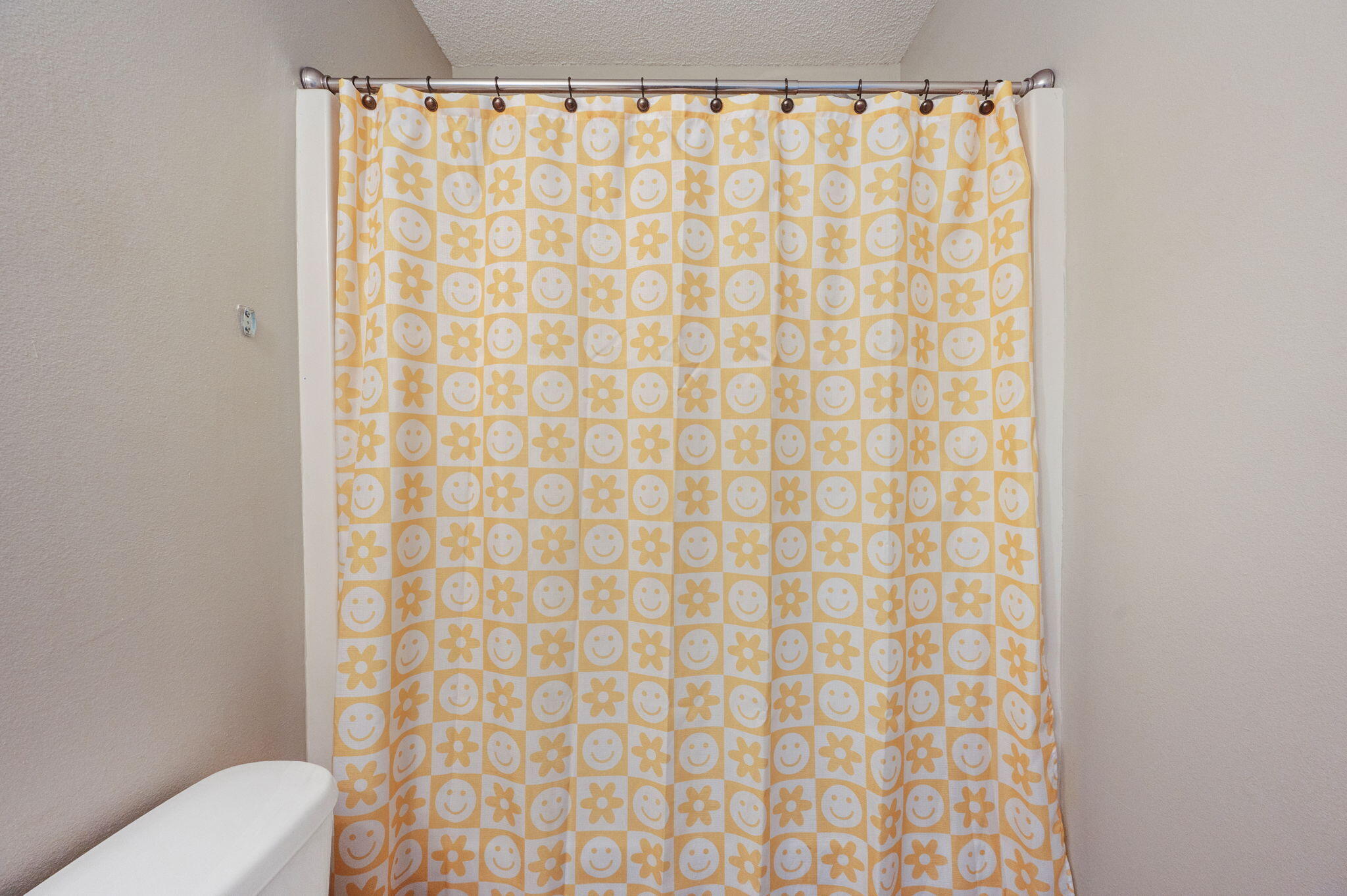 ROLLING PINES - Residential