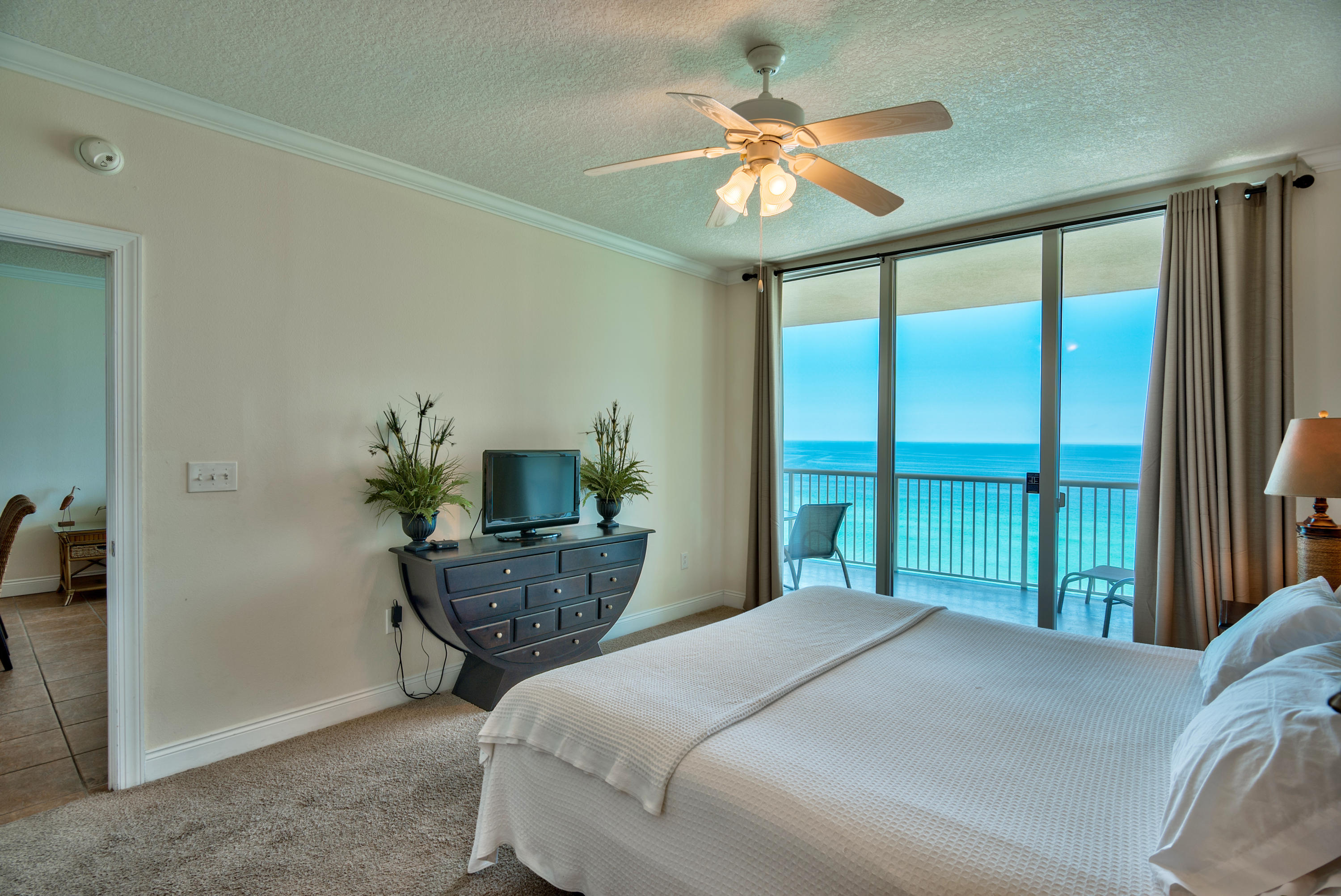 PALAZZO CONDOMINIUM - Residential