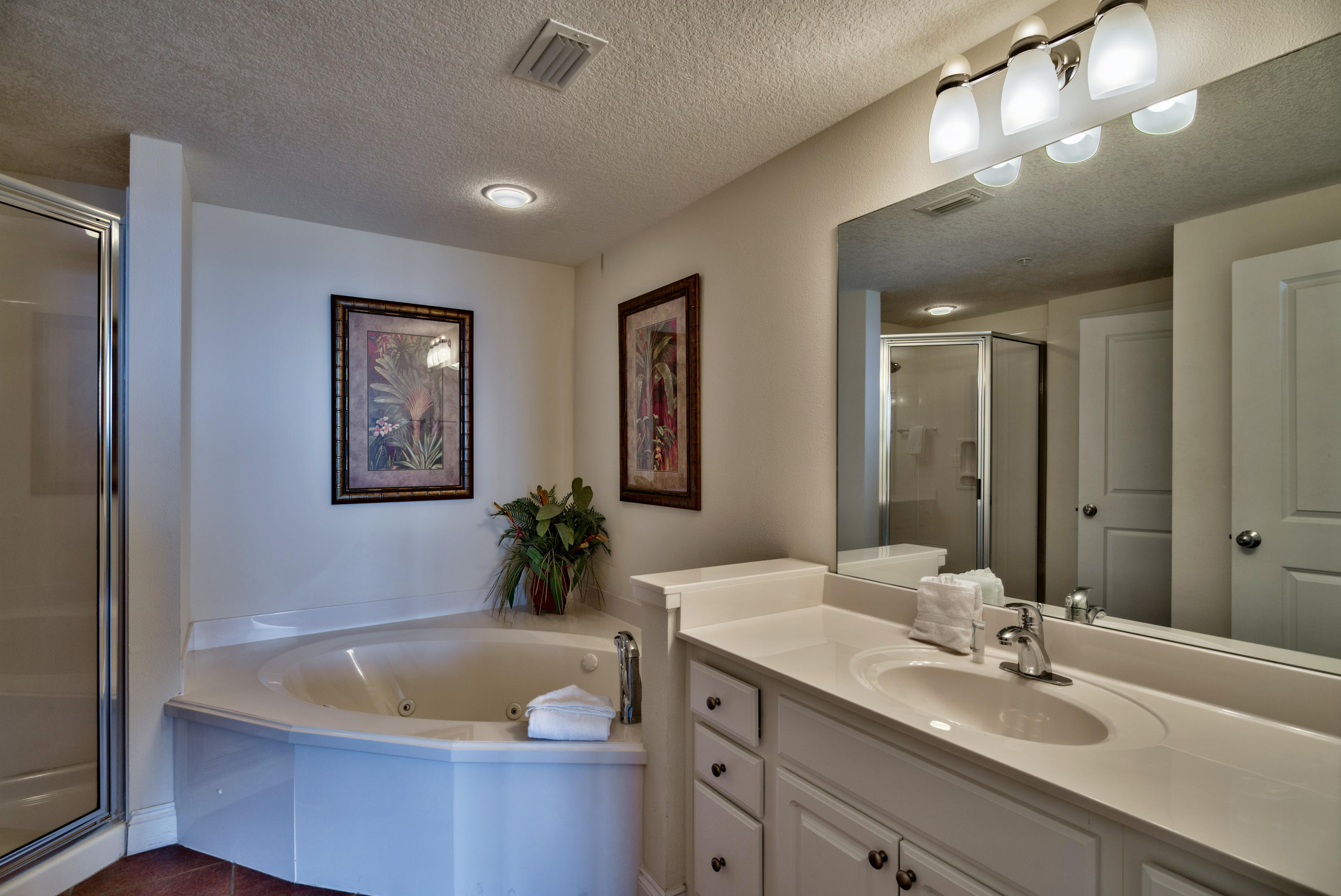 PALAZZO CONDOMINIUM - Residential