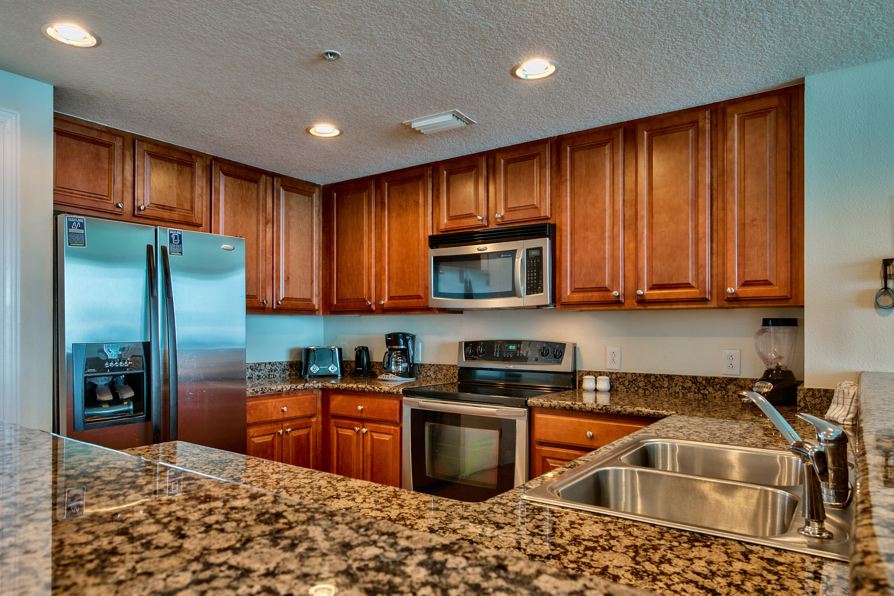 PALAZZO CONDOMINIUM - Residential