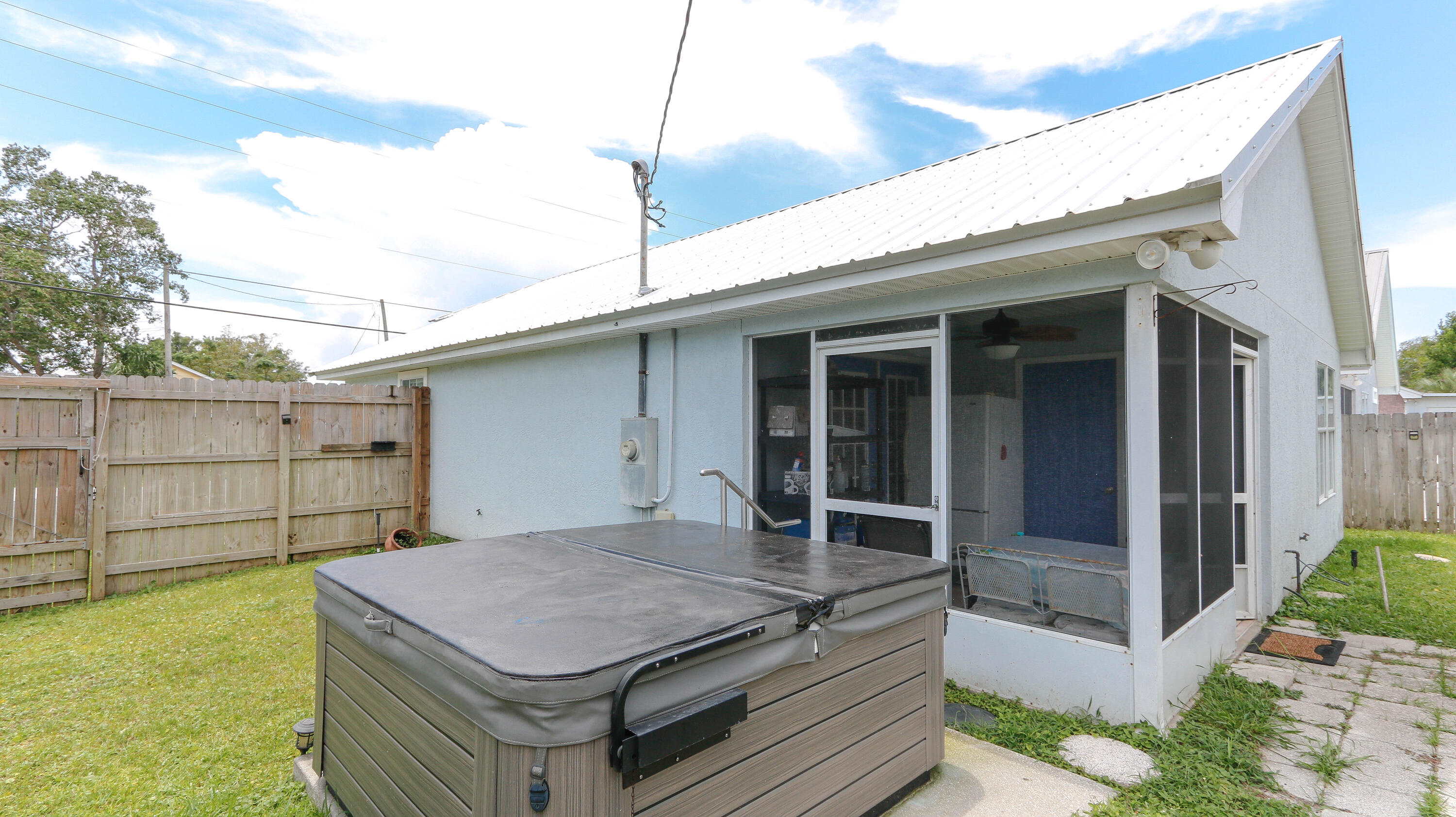 OPEN SANDS - Residential