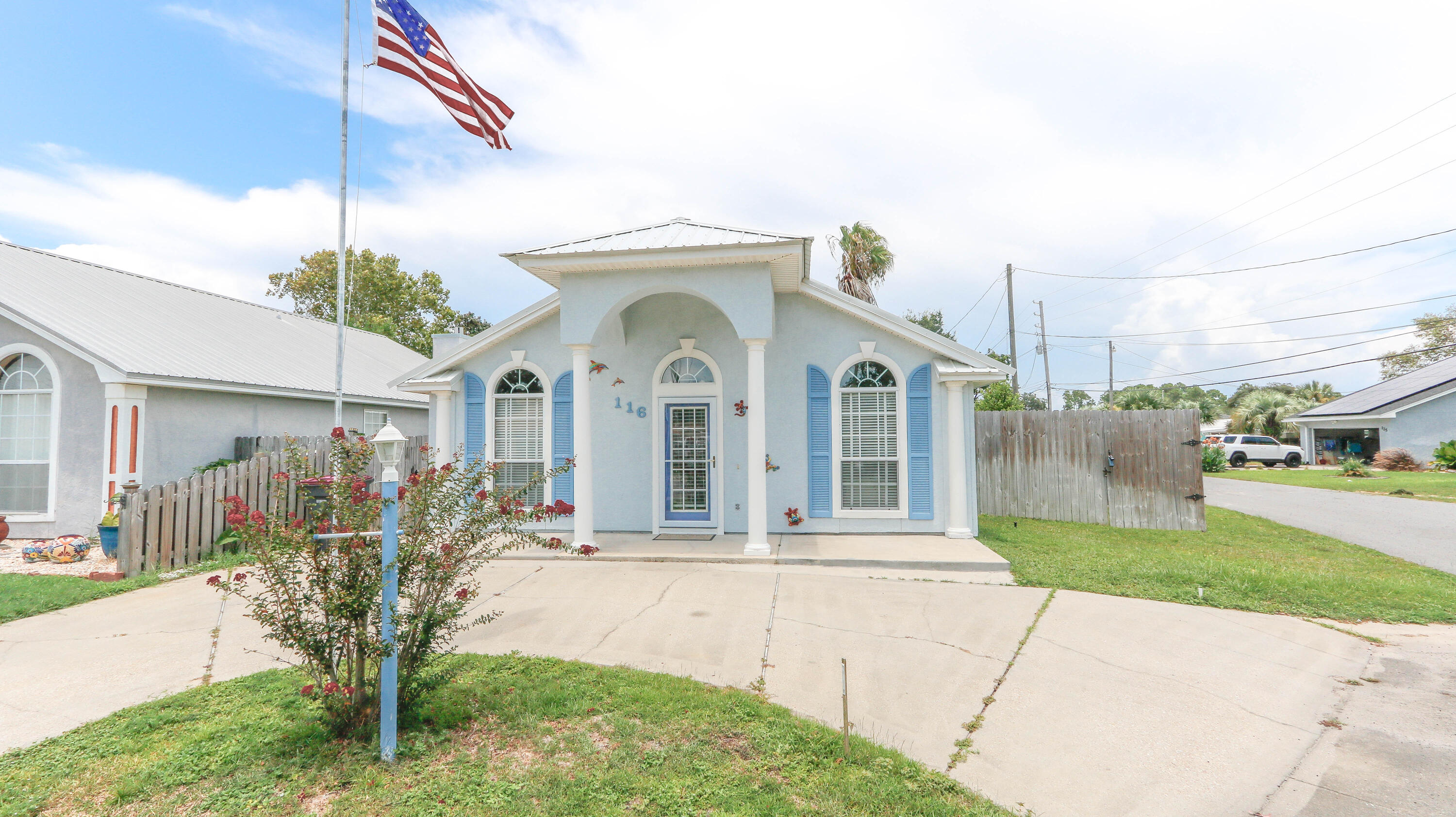 OPEN SANDS - Residential