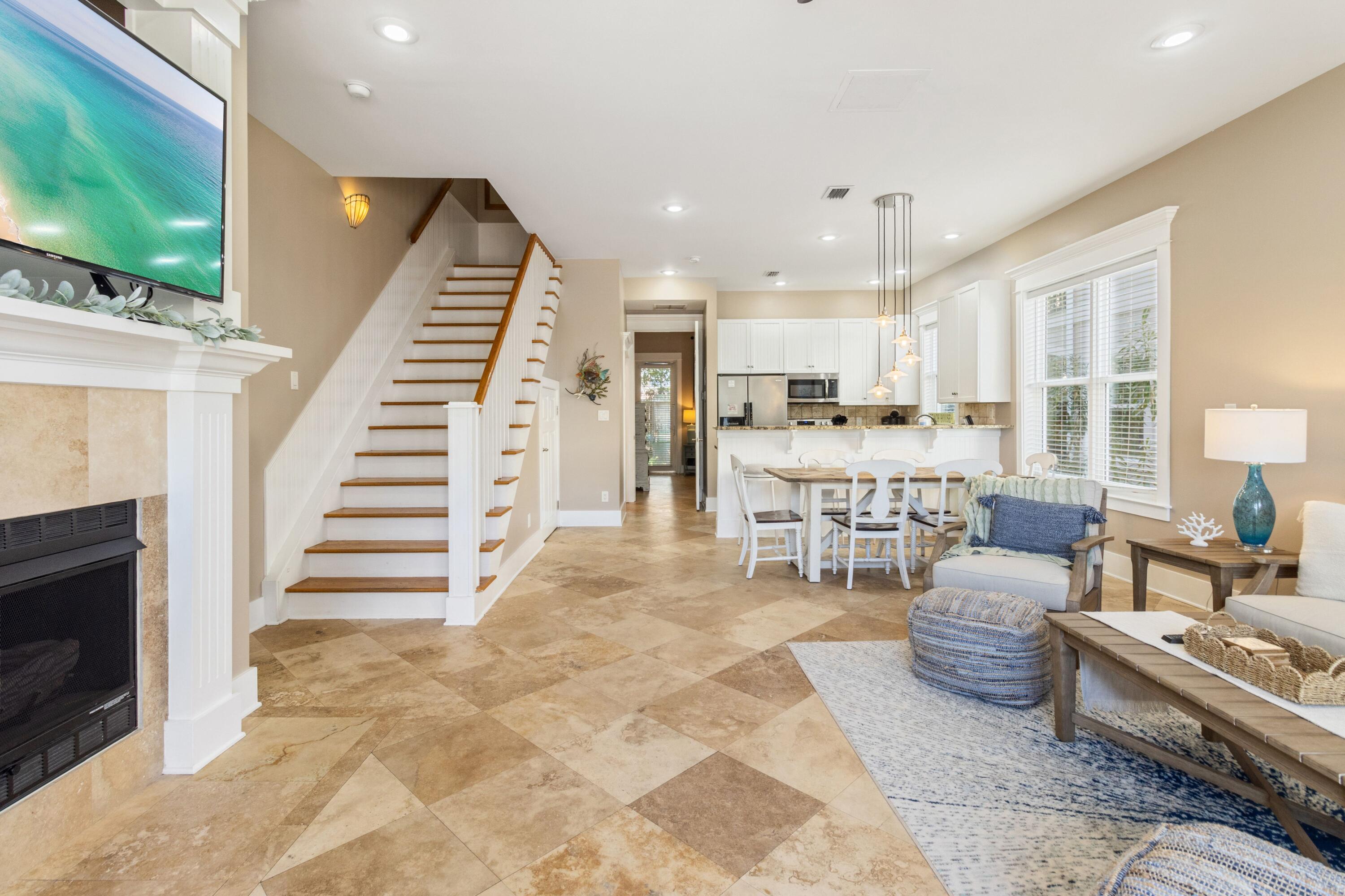 MIRAMAR BEACH VILLAS - Residential