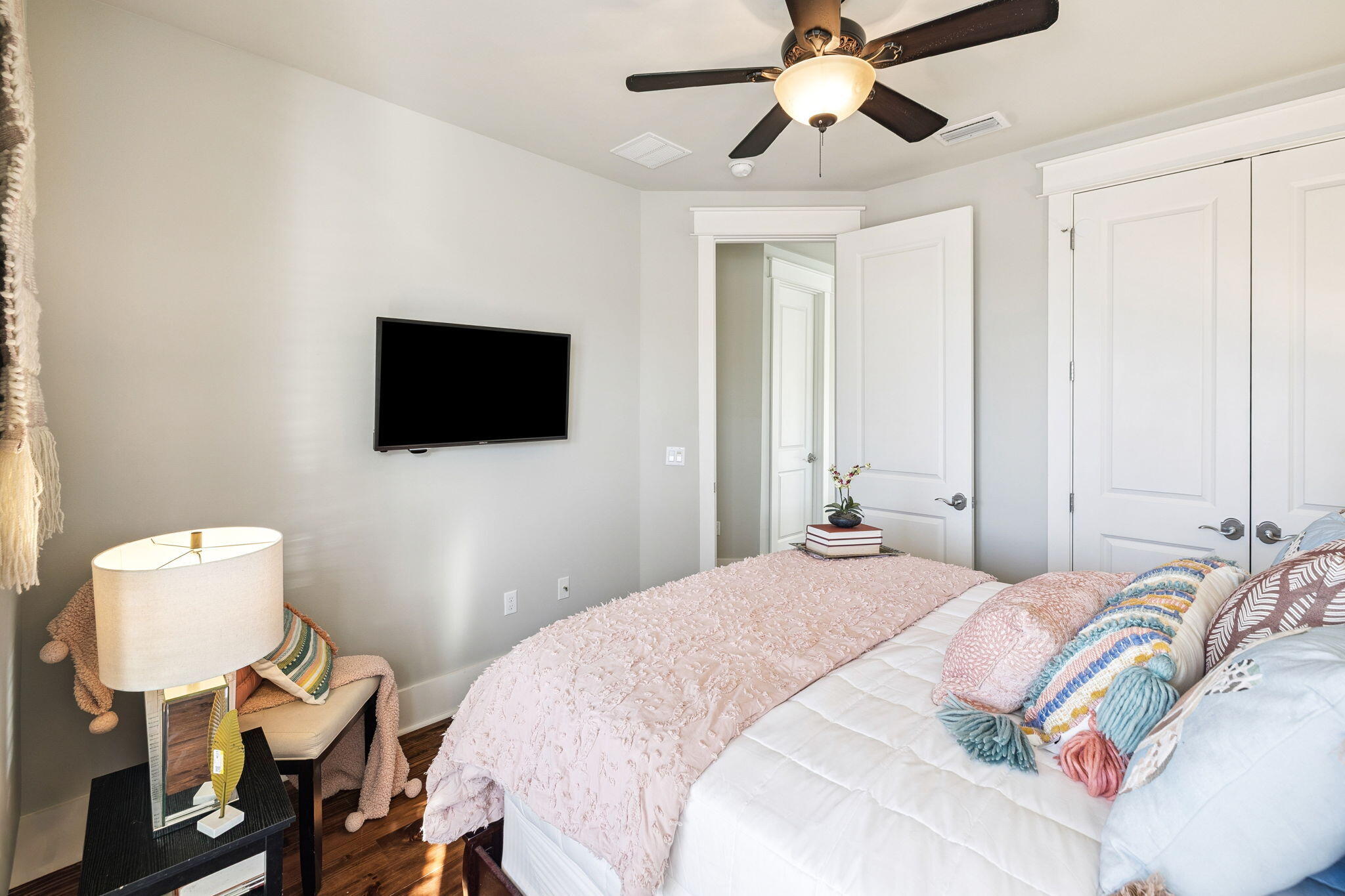 NATUREWALK AT SEAGROVE - Residential