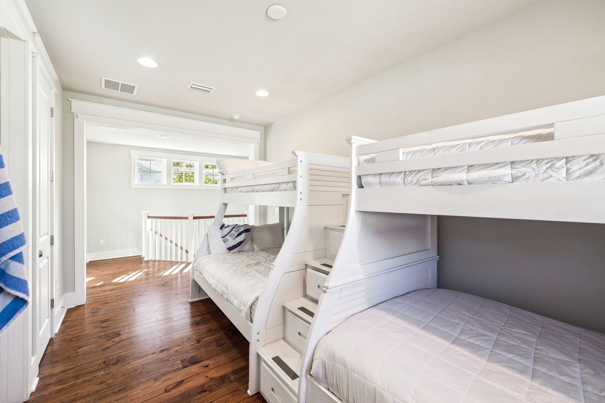 NATUREWALK AT SEAGROVE - Residential